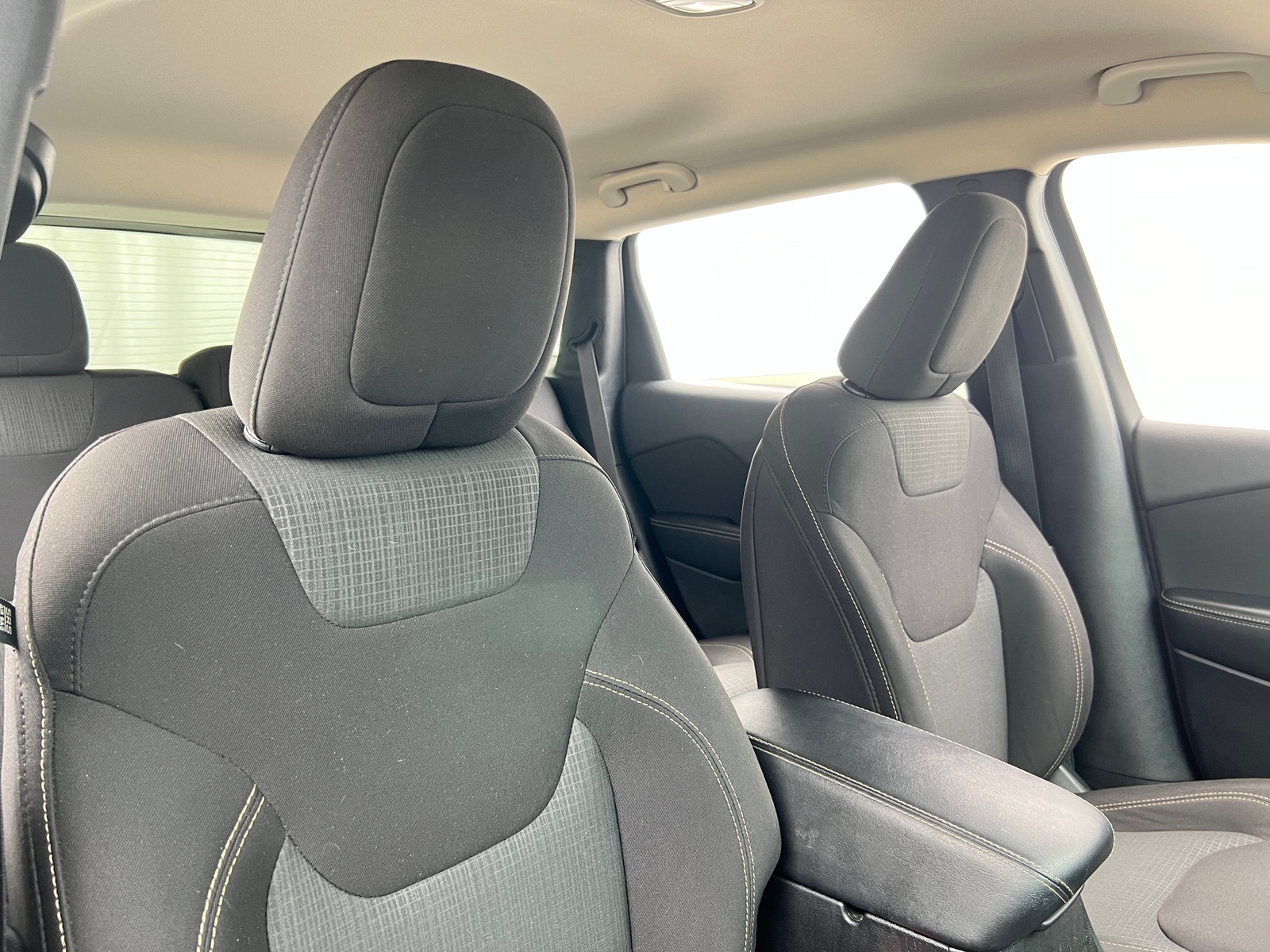 Thumbnail: 2016 Jeep Cherokee - 2