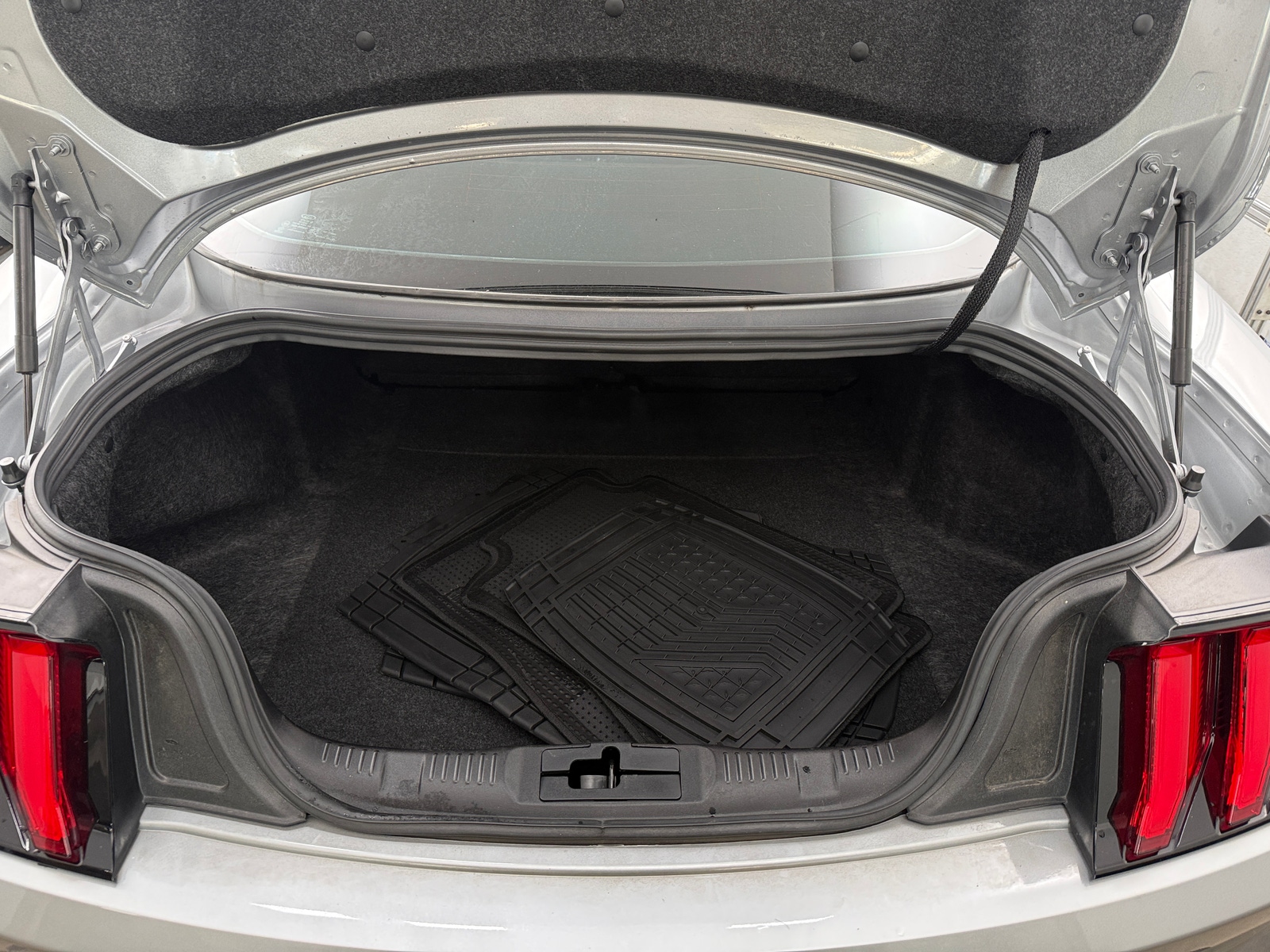 Thumbnail: 2021 Ford Mustang - 5