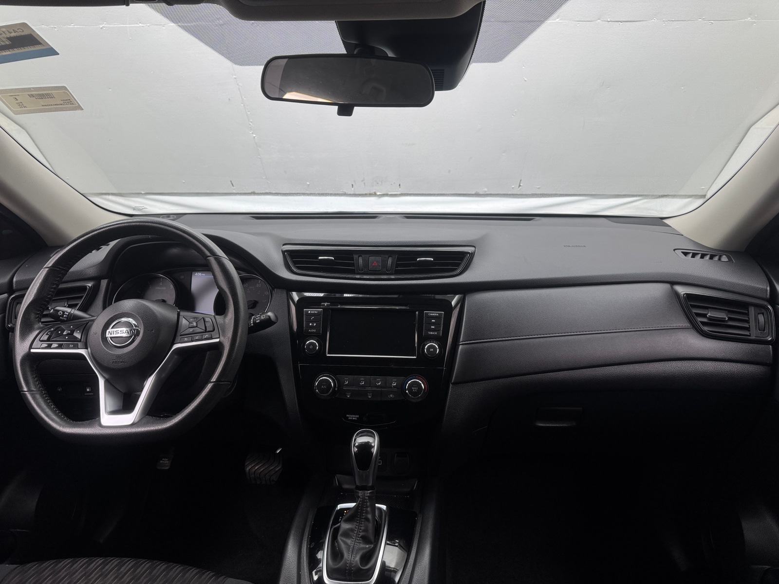 Thumbnail: 2019 Nissan Rogue - 3