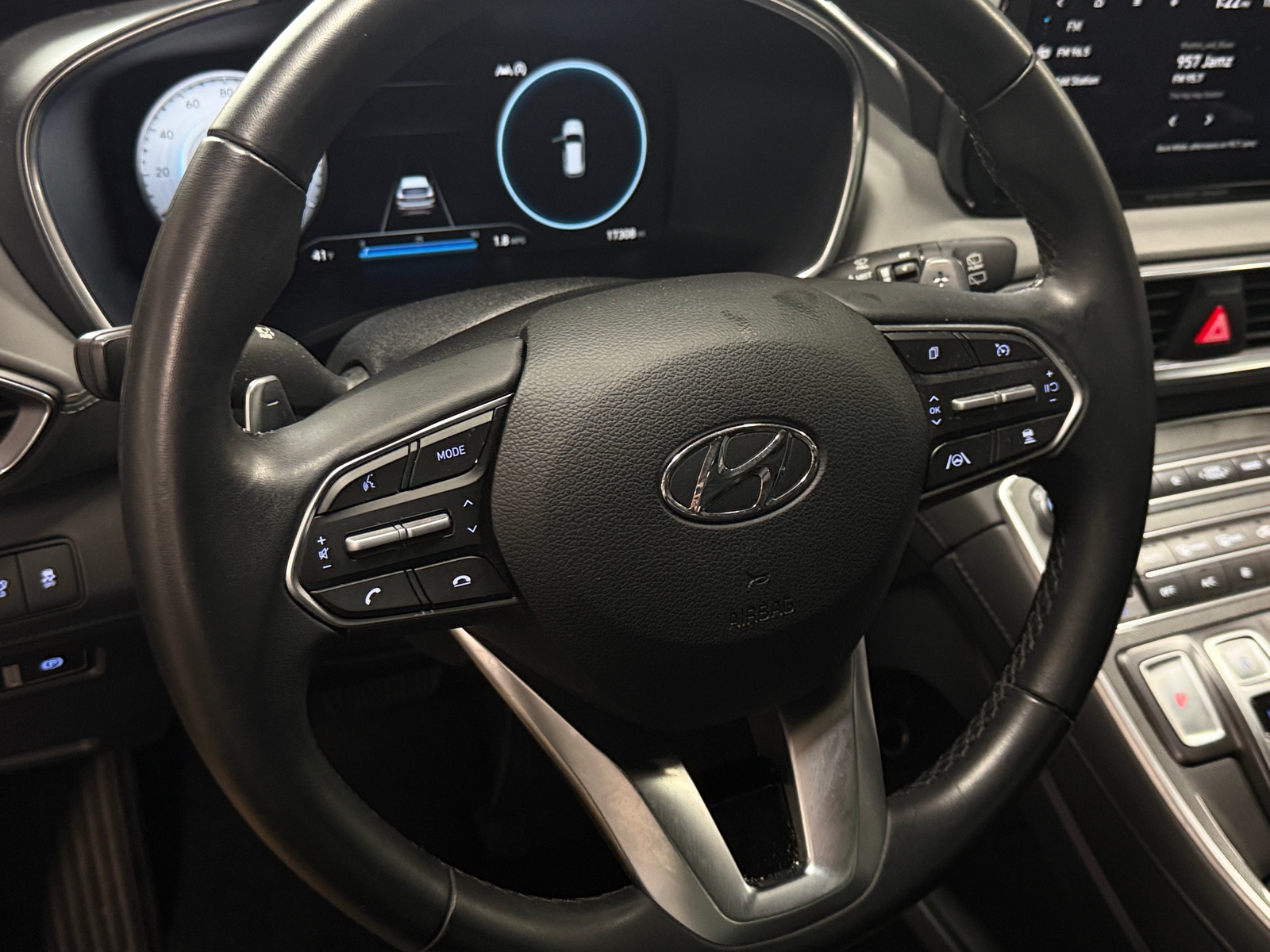 Thumbnail: 2023 Hyundai Santa Fe - 4