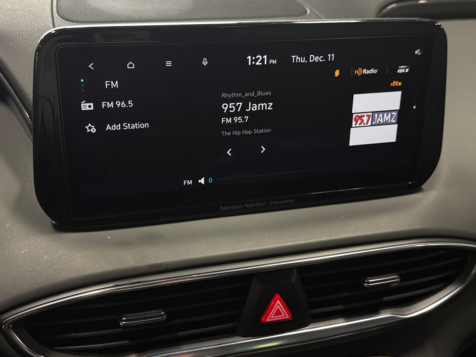 Thumbnail: 2023 Hyundai Santa Fe - 3