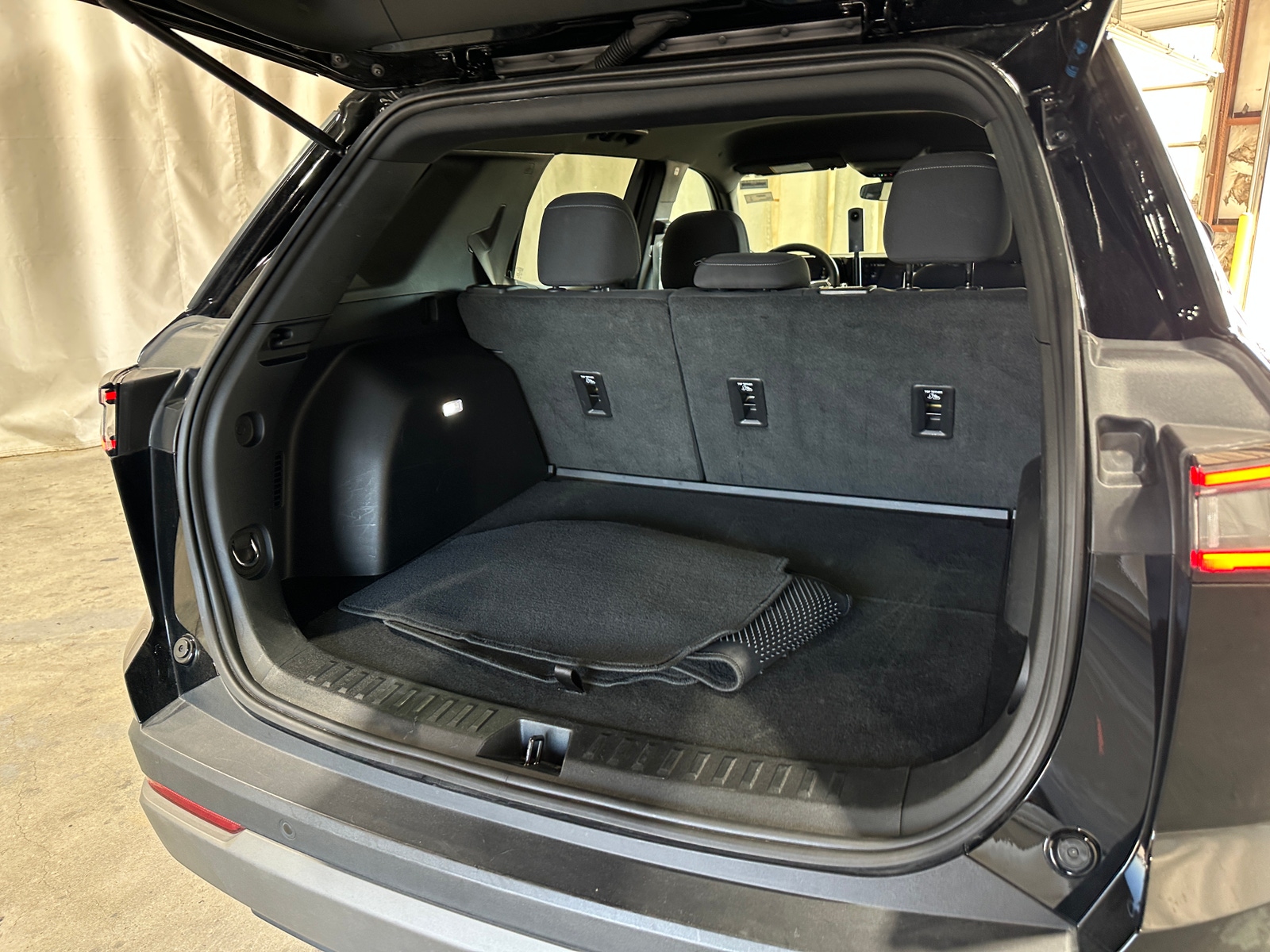 Thumbnail: 2025 Chevrolet Equinox - 7