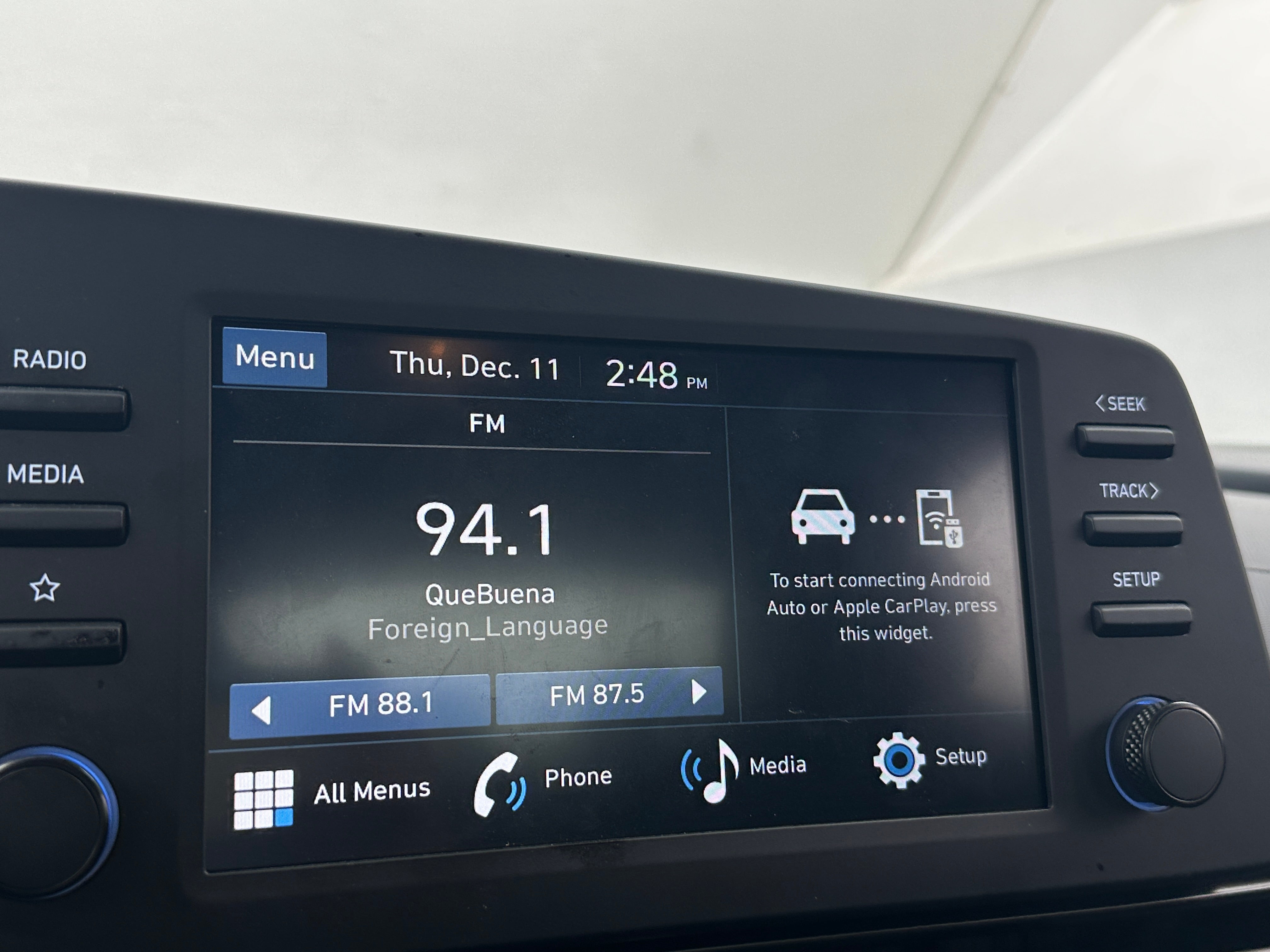2025 Hyundai Elantra SEL - Photo 2