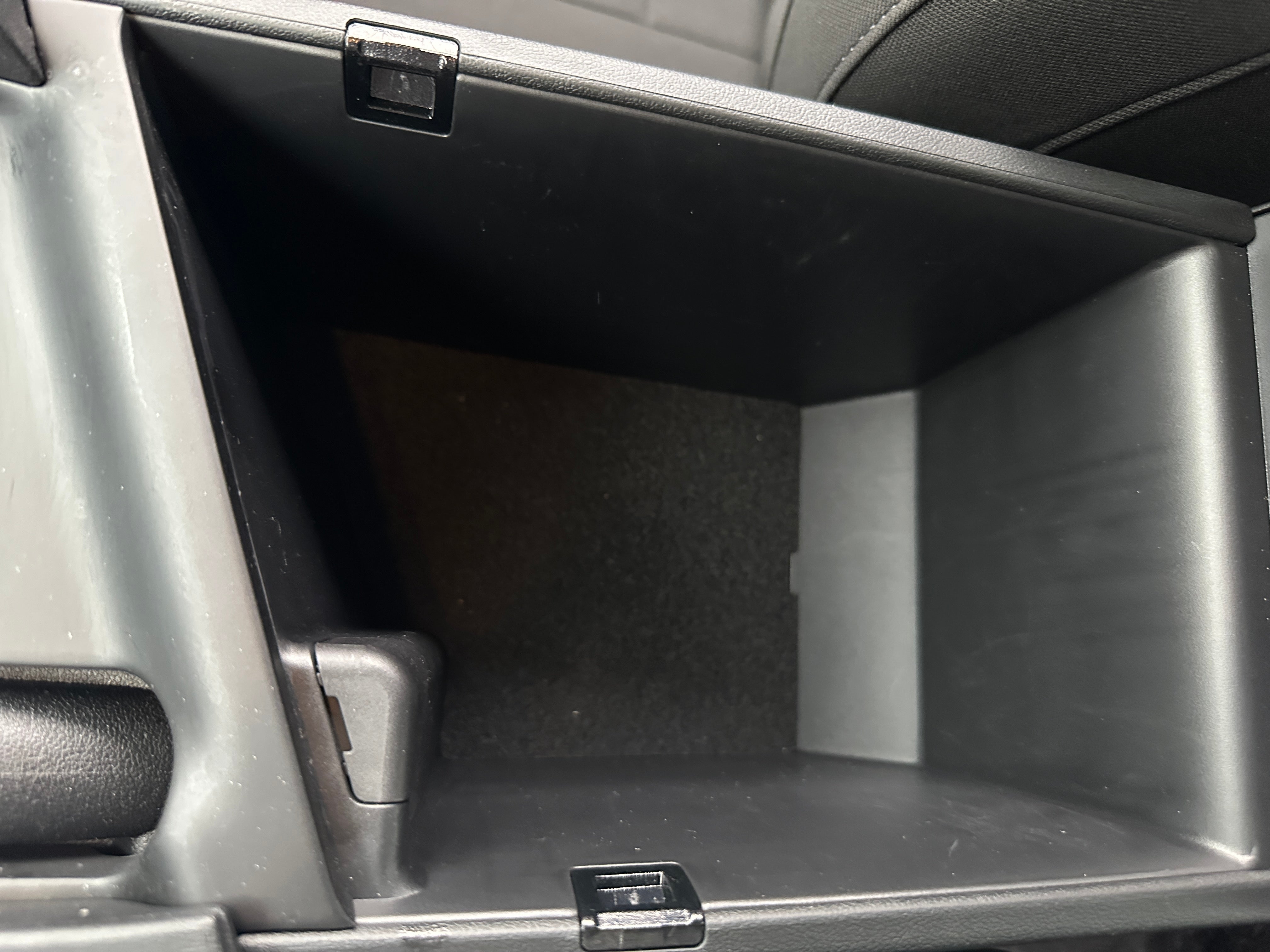 2025 Hyundai Elantra SEL - Photo 11