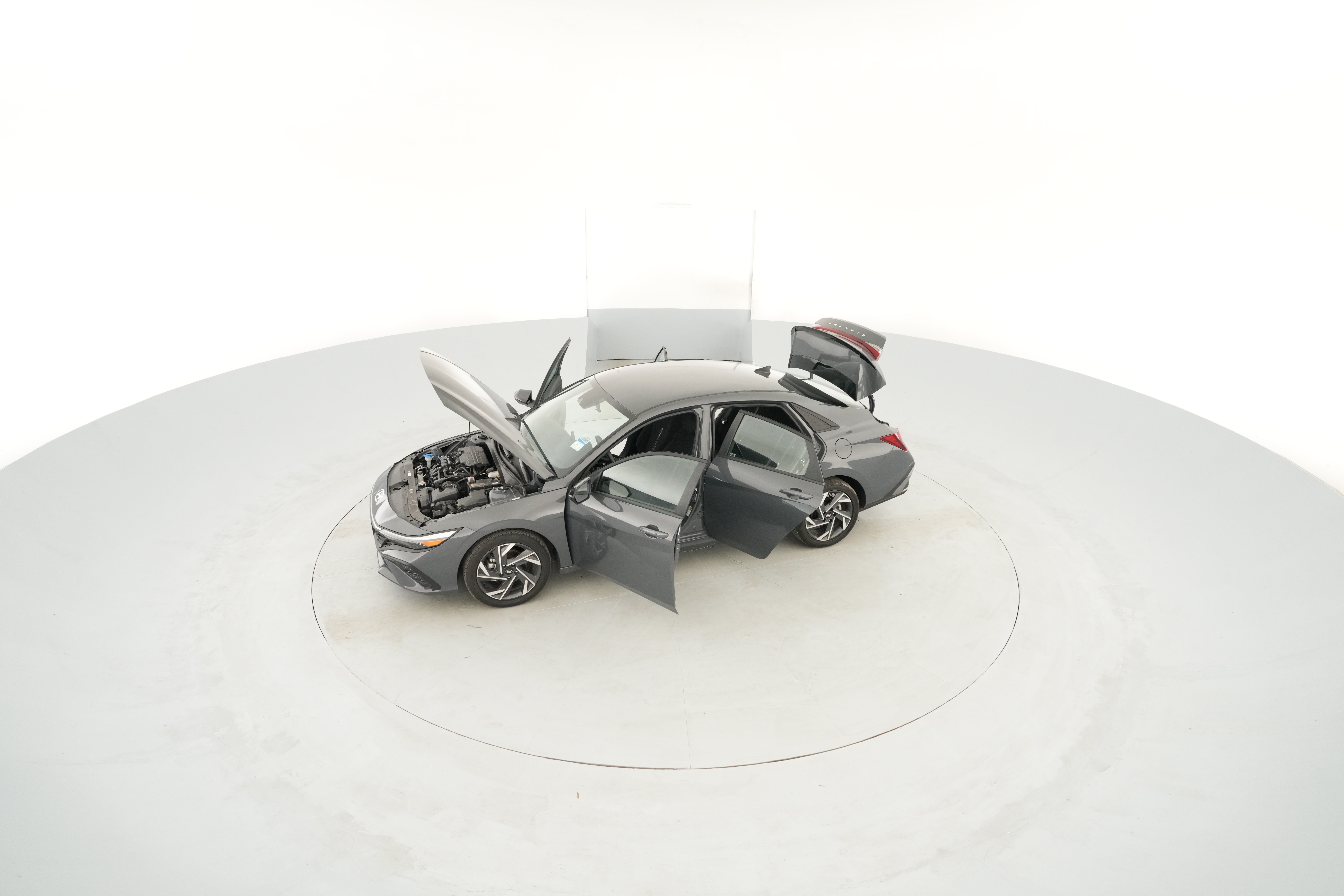2025 Hyundai Elantra SEL - Photo 22