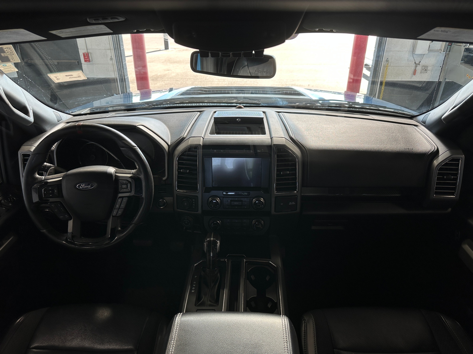 Thumbnail: 2019 Ford Econoline - 3