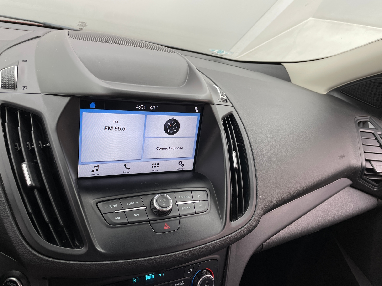 Thumbnail: 2019 Ford Escape - 4