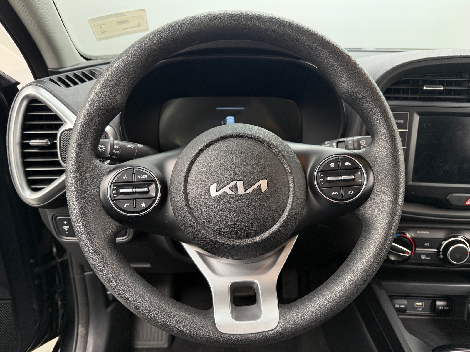 Thumbnail: 2024 Kia Soul - 5