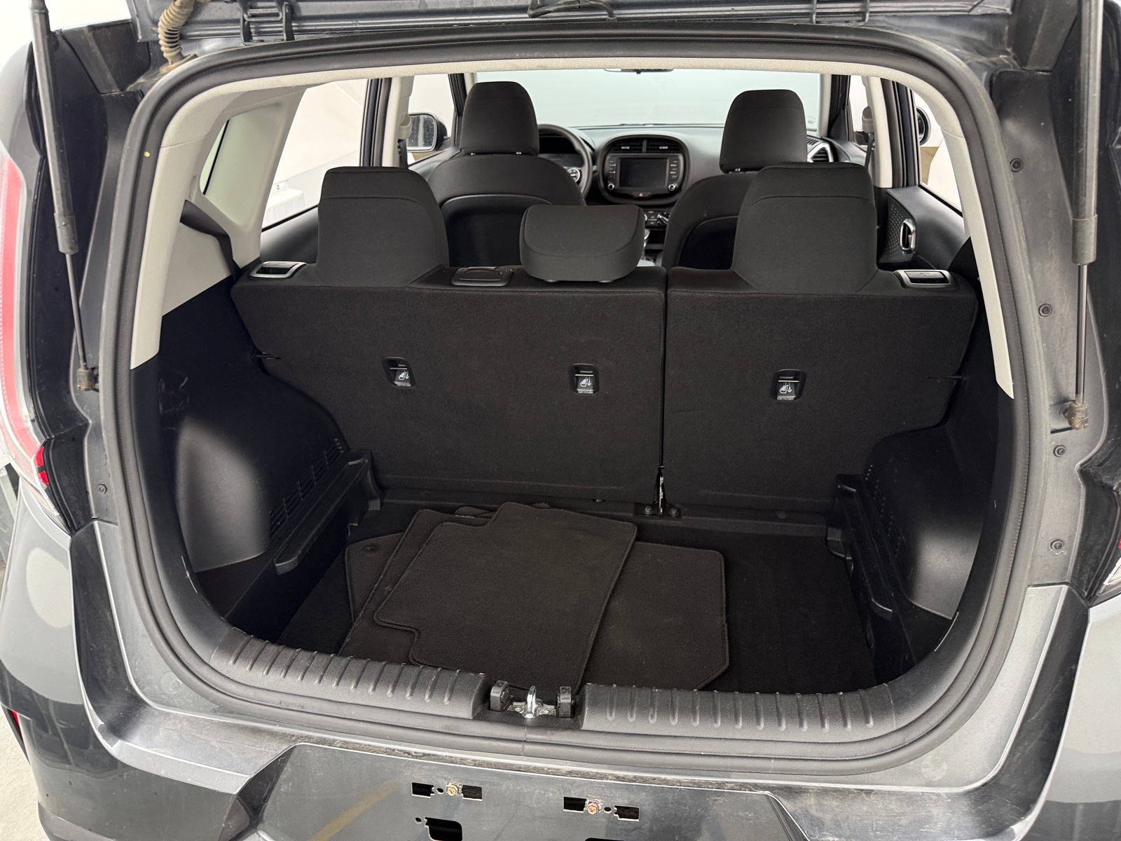 Thumbnail: 2024 Kia Soul - 7