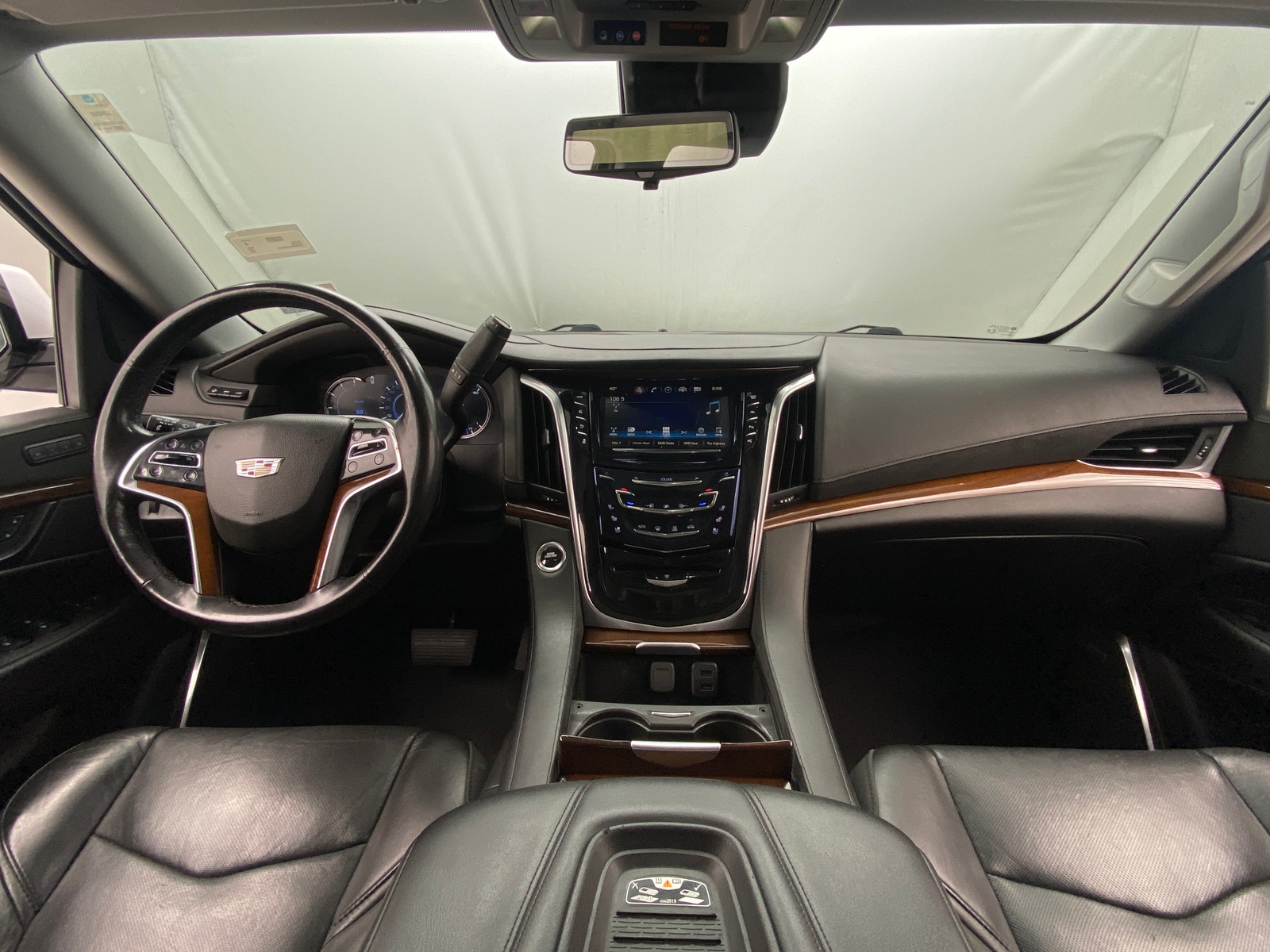 Thumbnail: 2020 Cadillac Escalade - 2