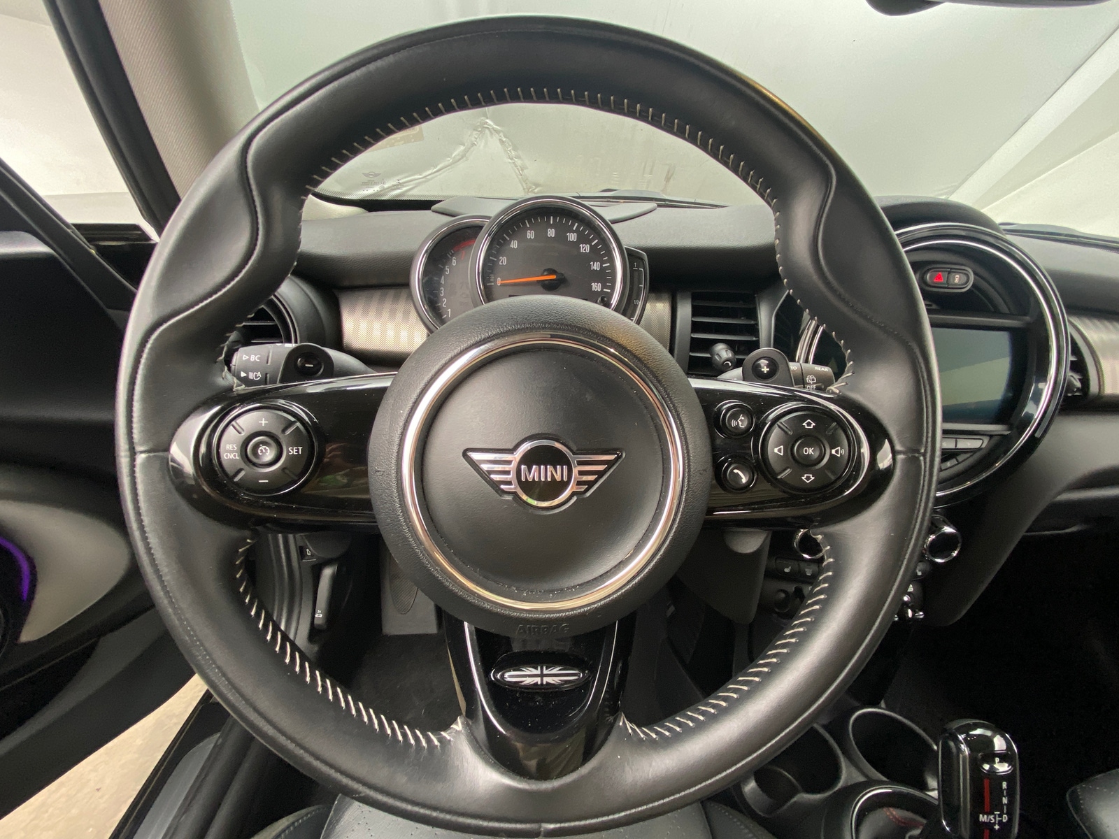 Thumbnail: 2020 MINI Cooper Hardtop - 4