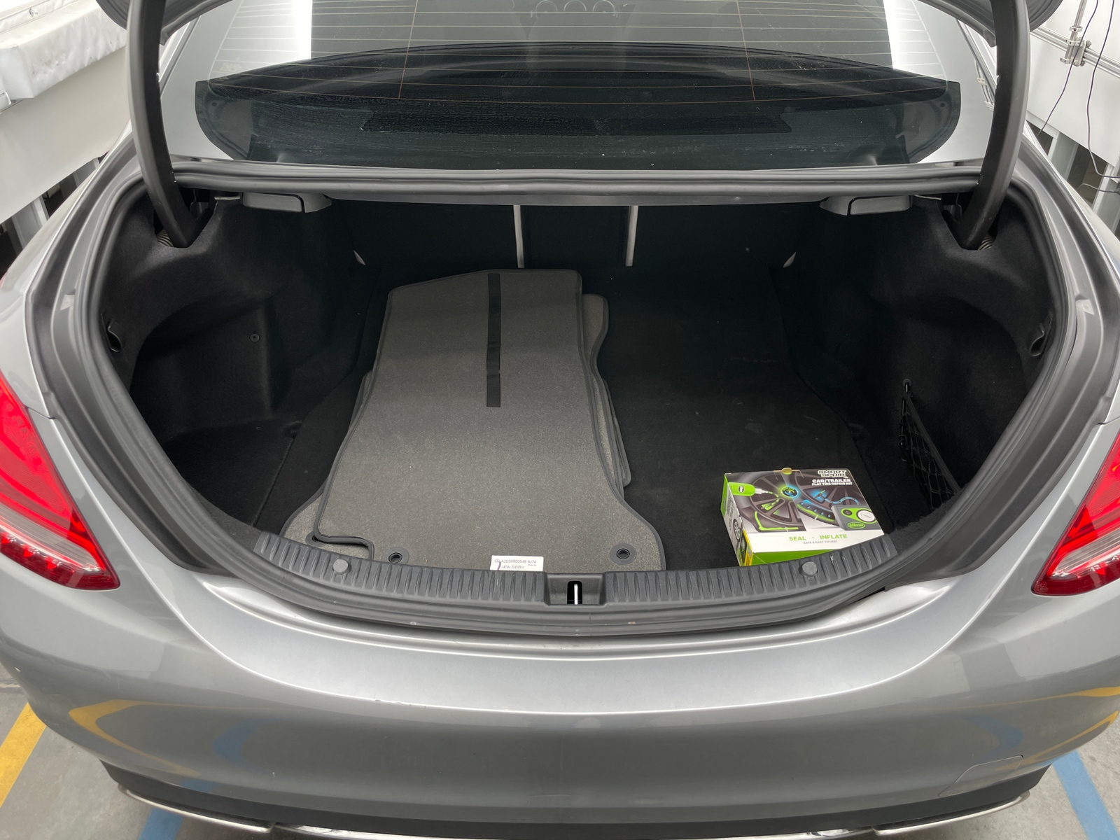 Thumbnail: 2016 Mercedes-Benz C-Class - 6