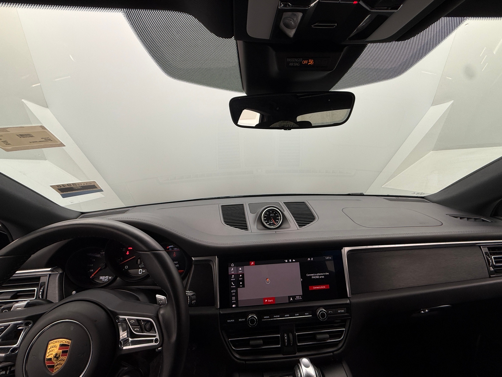 Thumbnail: 2020 Porsche Macan - 2