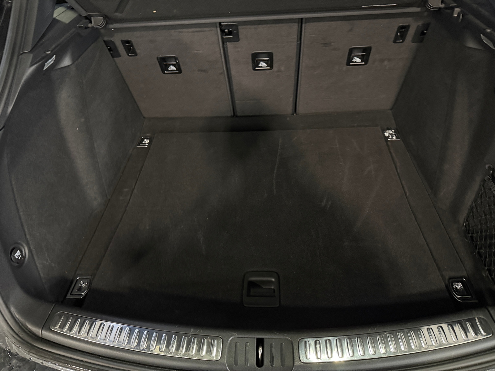 Thumbnail: 2020 Porsche Macan - 6