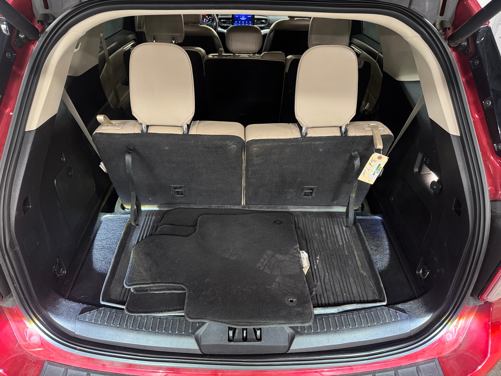 Thumbnail: 2020 Ford Explorer - 7