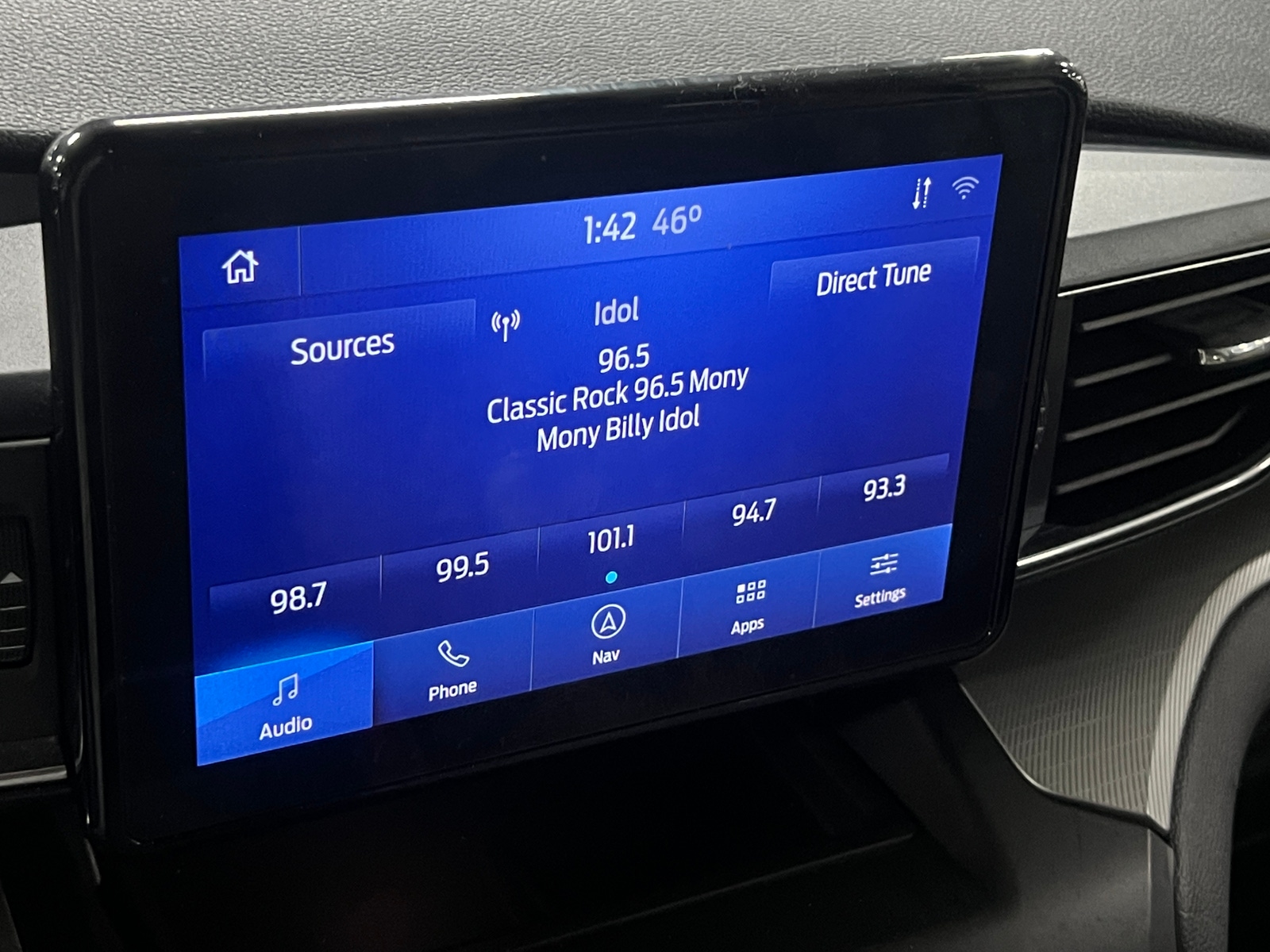 Thumbnail: 2020 Ford Explorer - 4