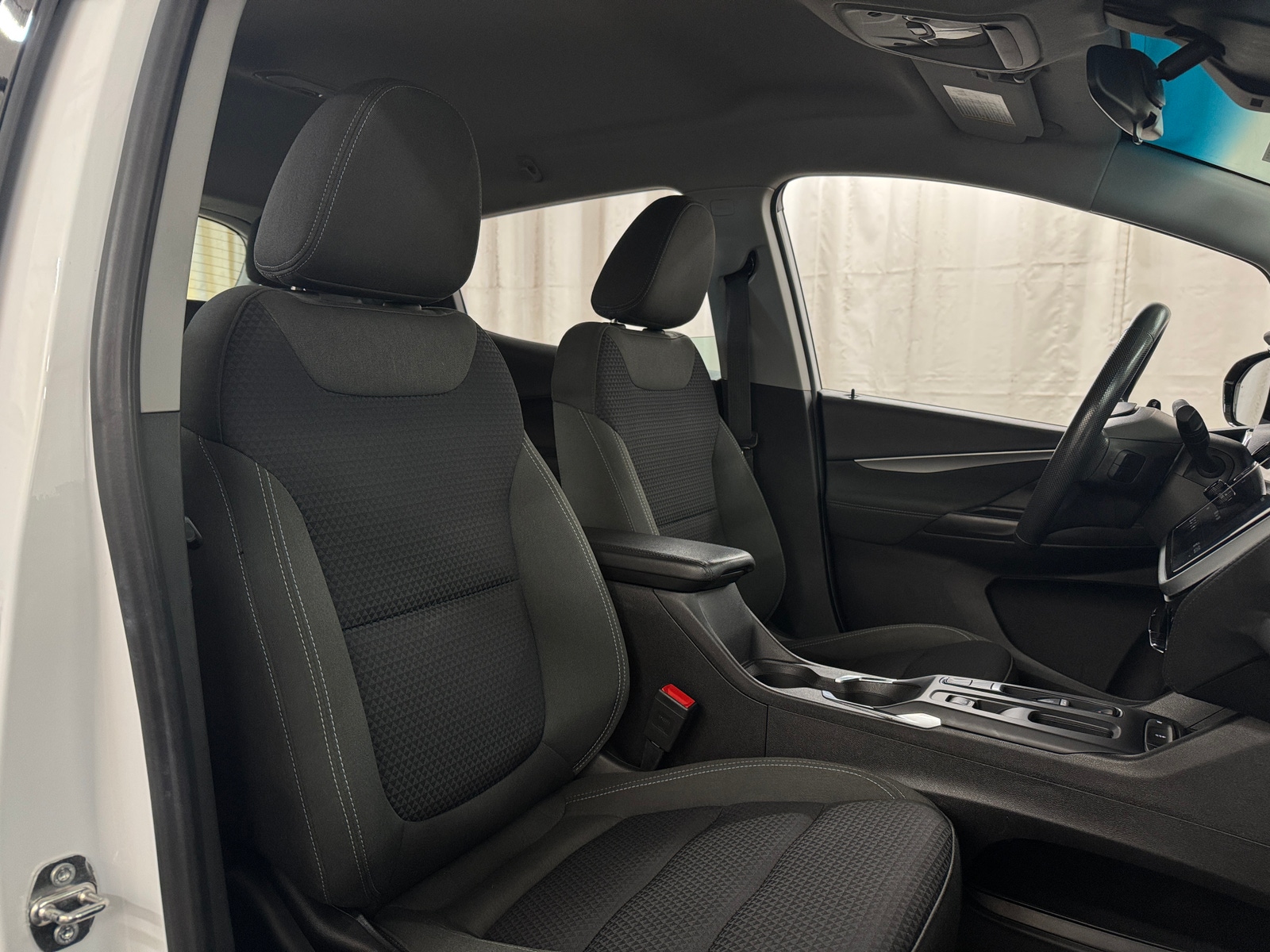 Thumbnail: 2023 Chevrolet Bolt EV - 2