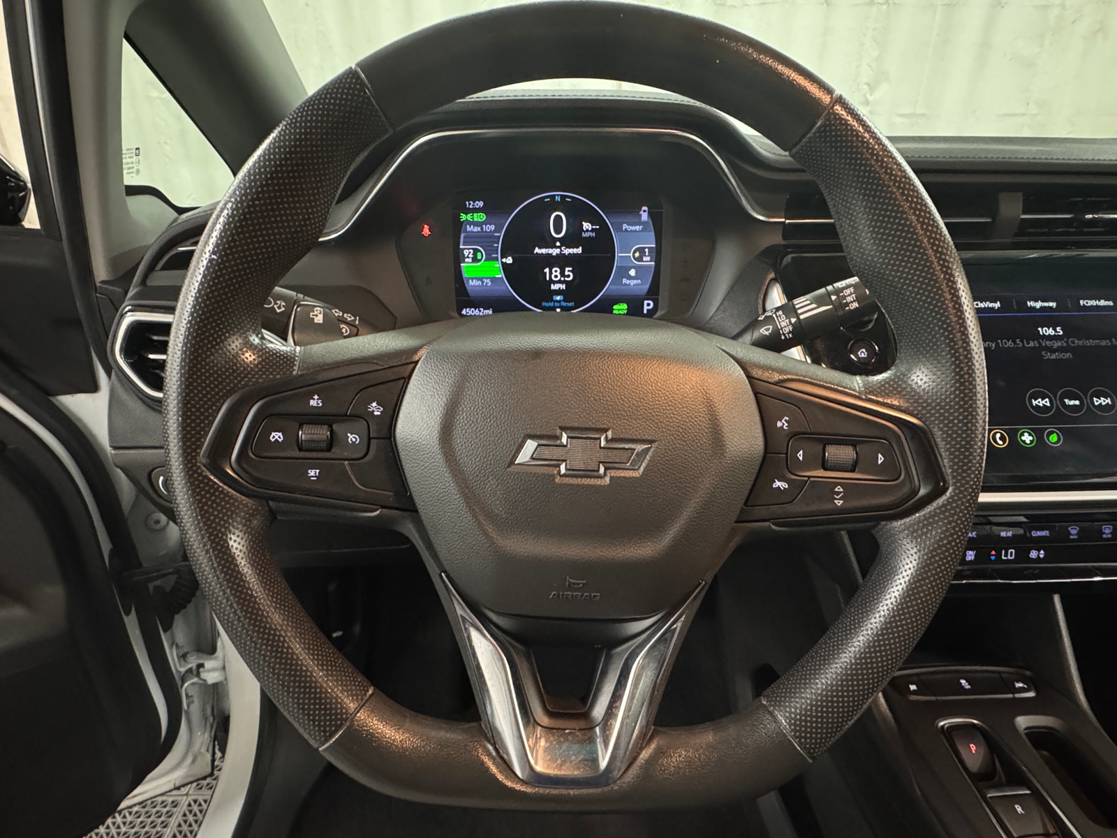 Thumbnail: 2023 Chevrolet Bolt EV - 5