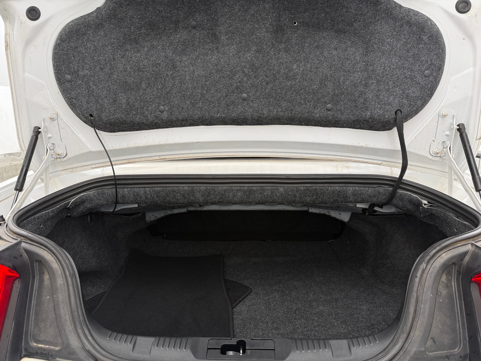 Thumbnail: 2019 Ford Mustang - 6