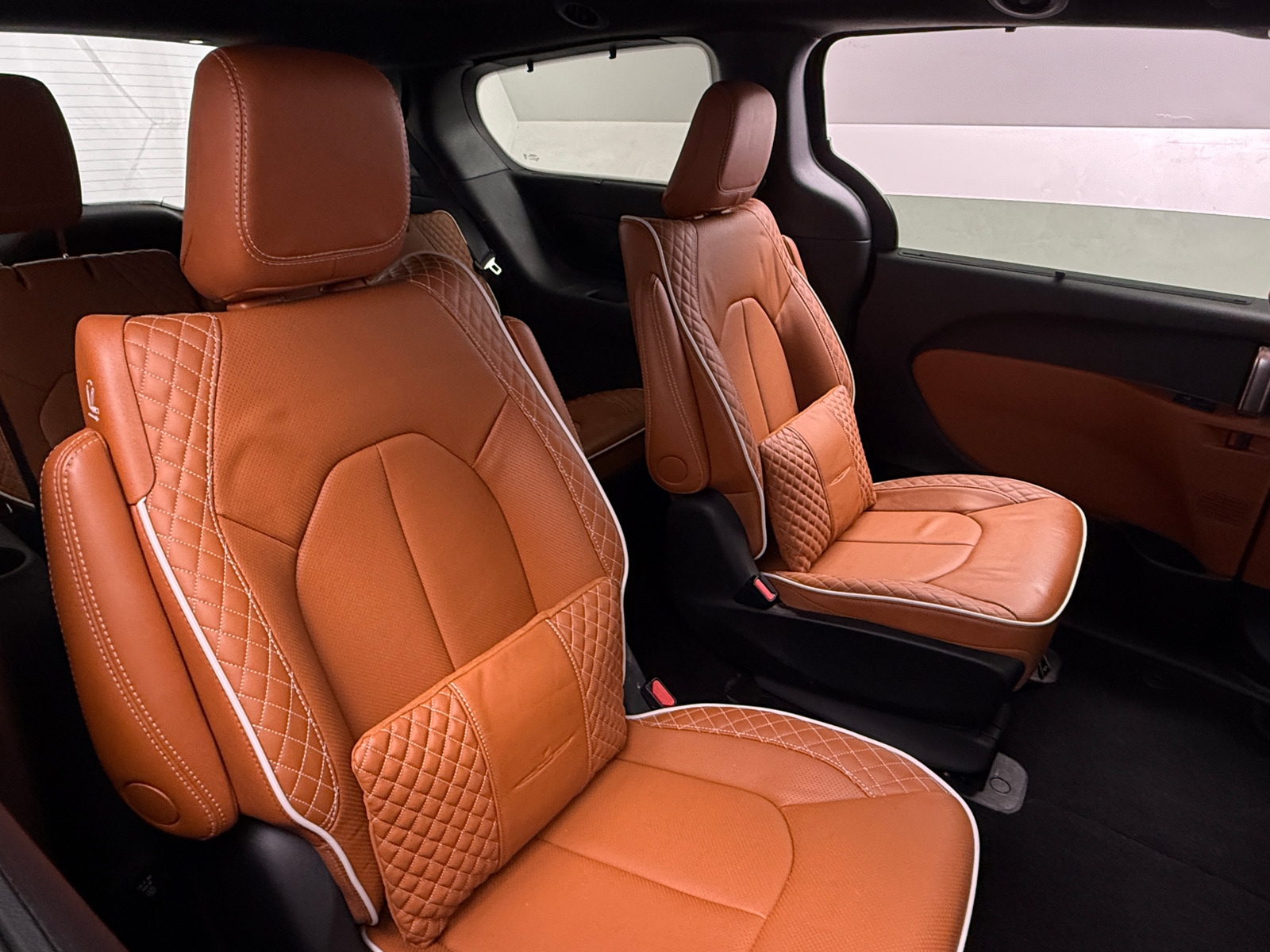 Thumbnail: 2025 Chrysler Pacifica - 5