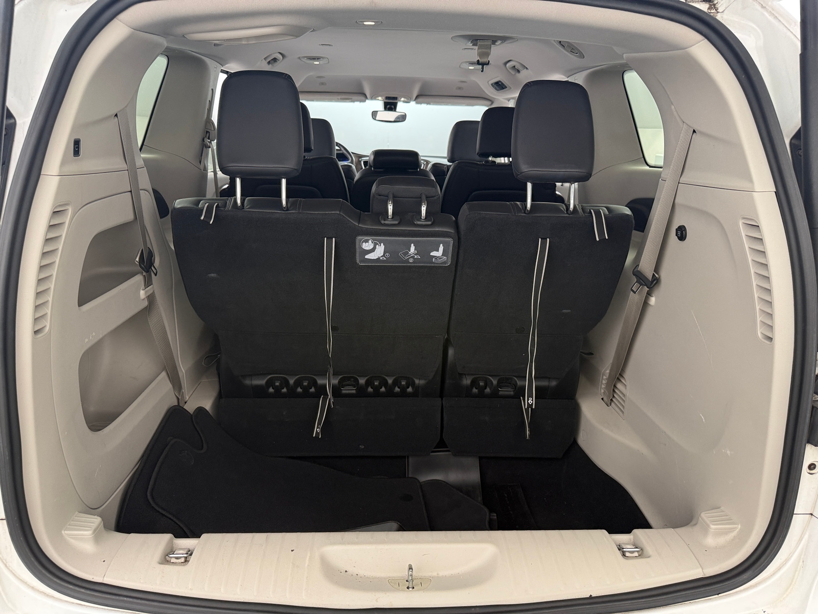 Thumbnail: 2018 Chrysler Pacifica - 6