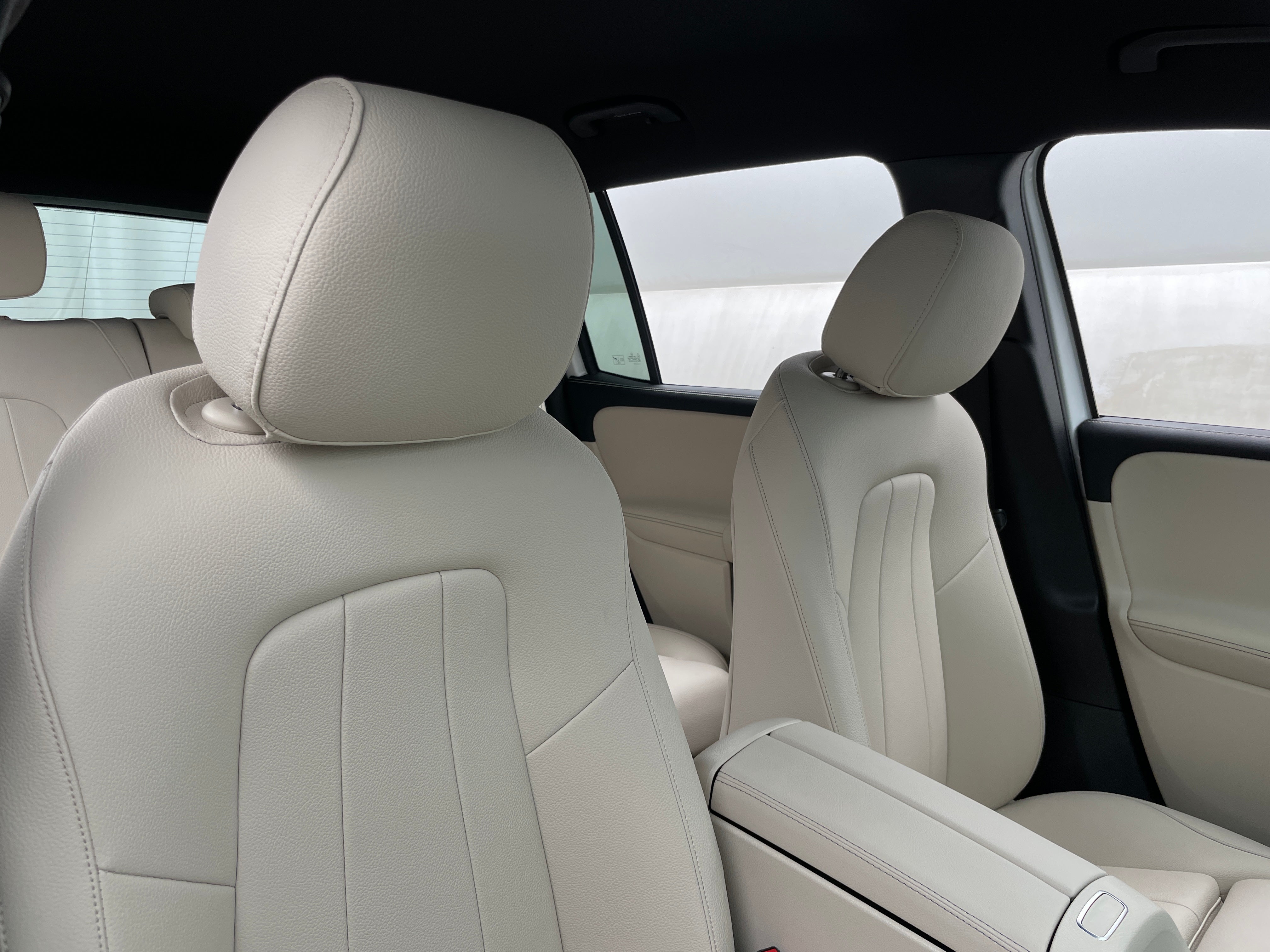 2025 Mercedes-Benz GLB