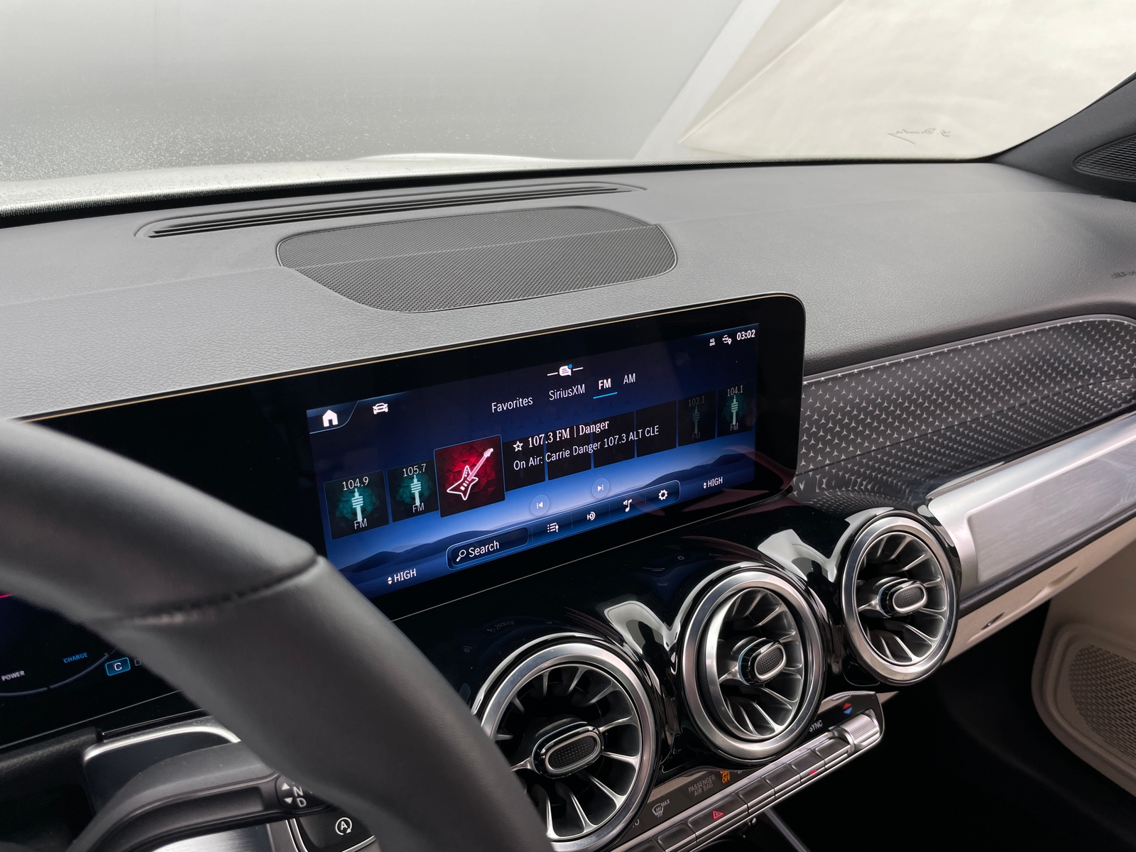 Thumbnail: 2025 Mercedes-Benz GLB - 3