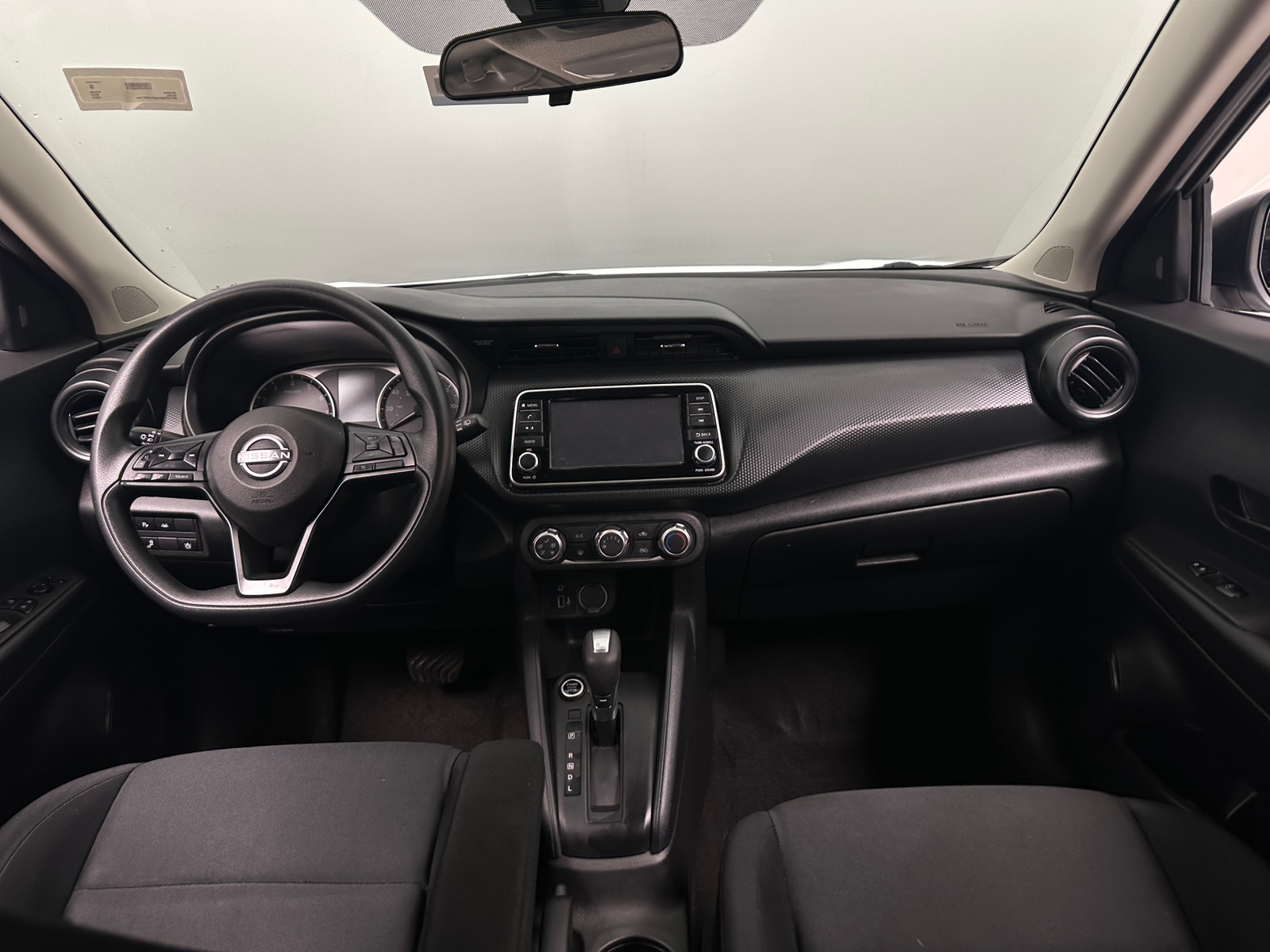 Thumbnail: 2023 Nissan Kicks - 3