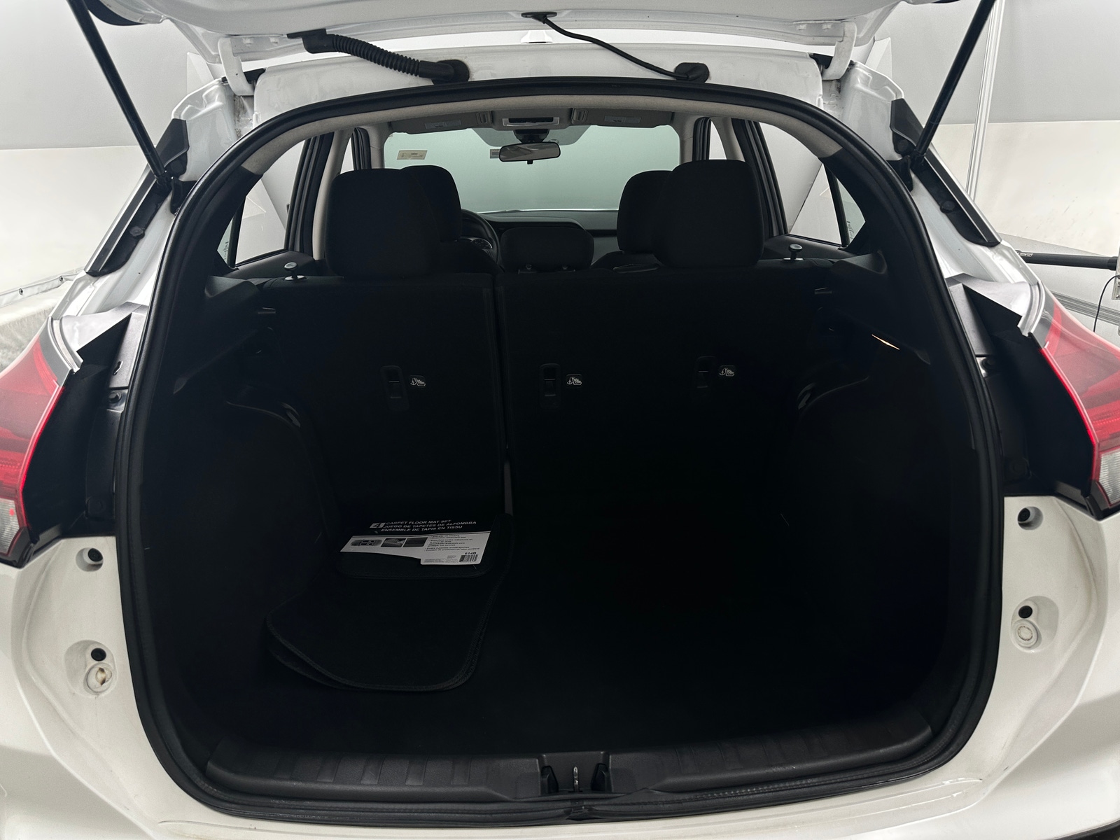 Thumbnail: 2023 Nissan Kicks - 7