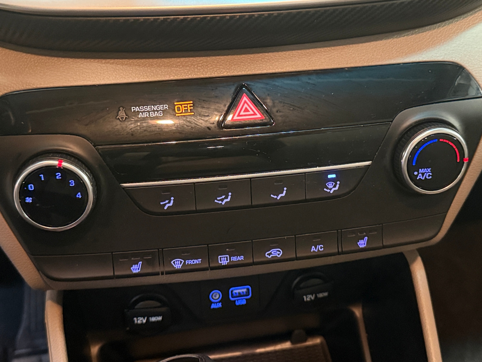 Thumbnail: 2020 Hyundai Tucson - 4