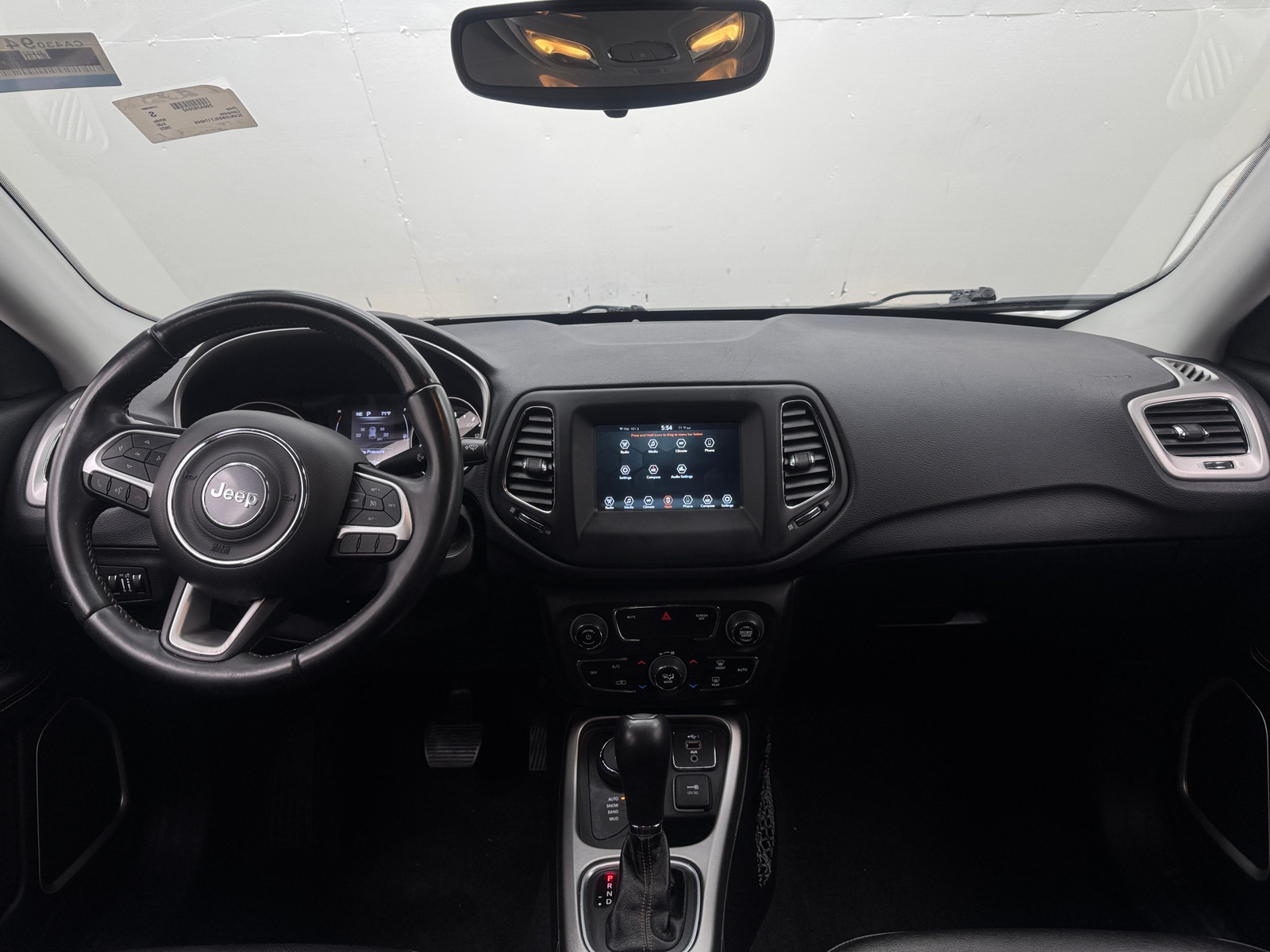 Thumbnail: 2020 Jeep Compass - 3