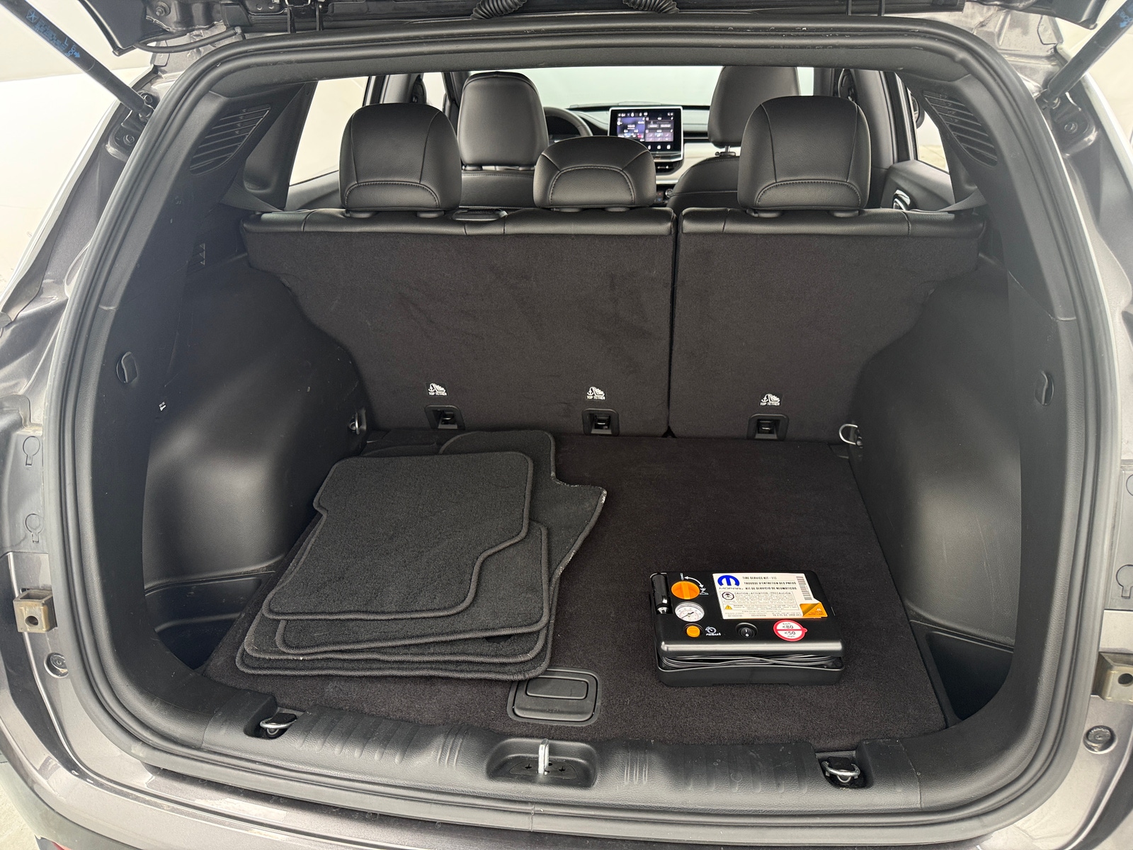 Thumbnail: 2024 Jeep Compass - 6