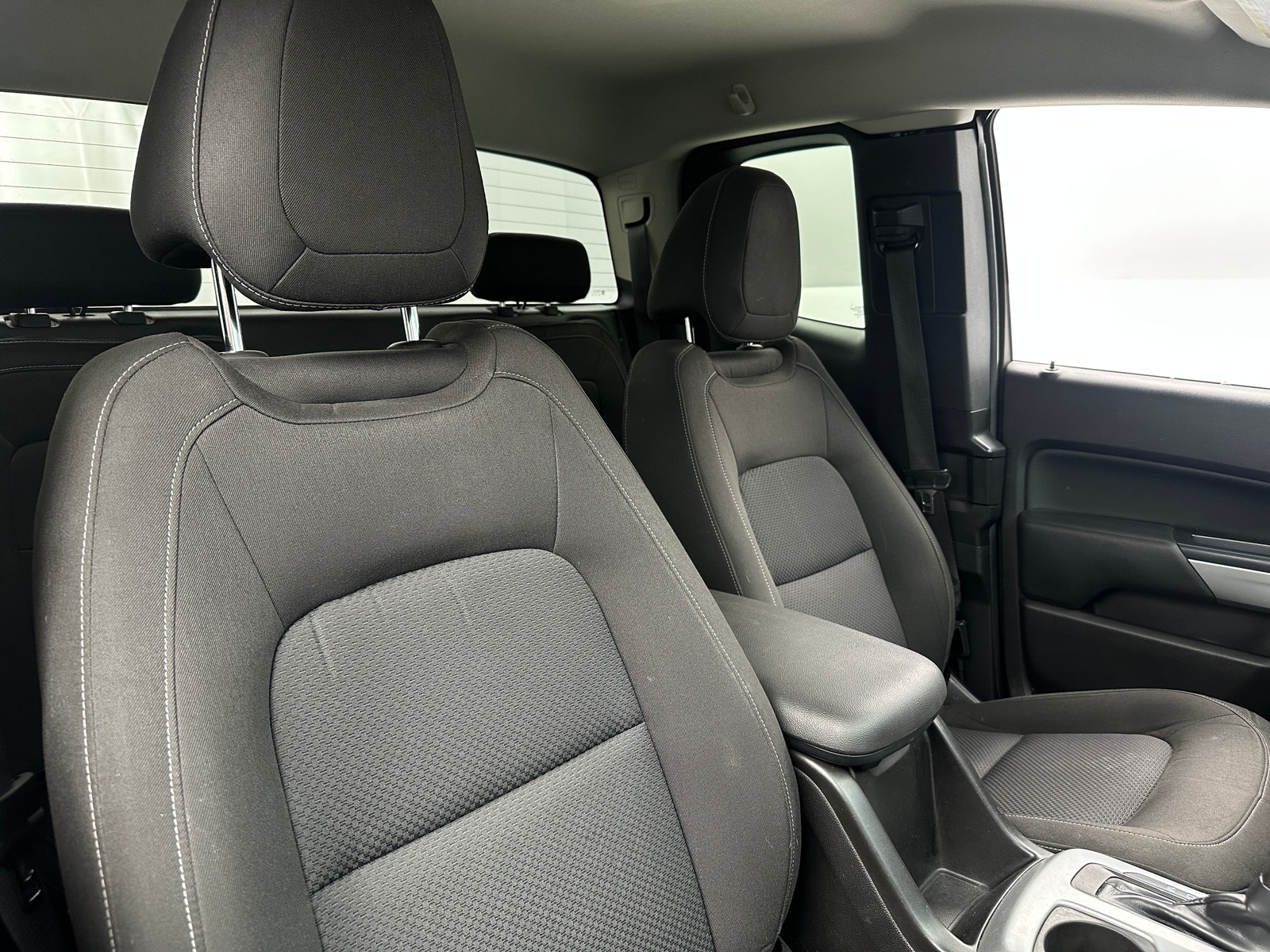 Thumbnail: 2015 Chevrolet Colorado - 2