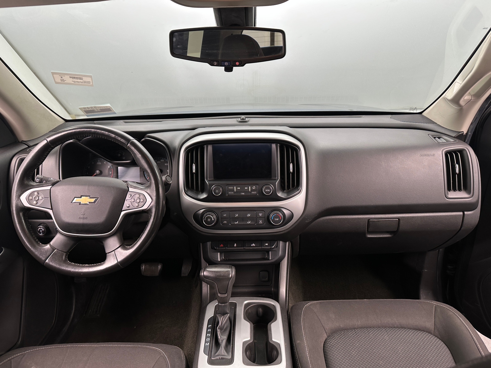 Thumbnail: 2015 Chevrolet Colorado - 3