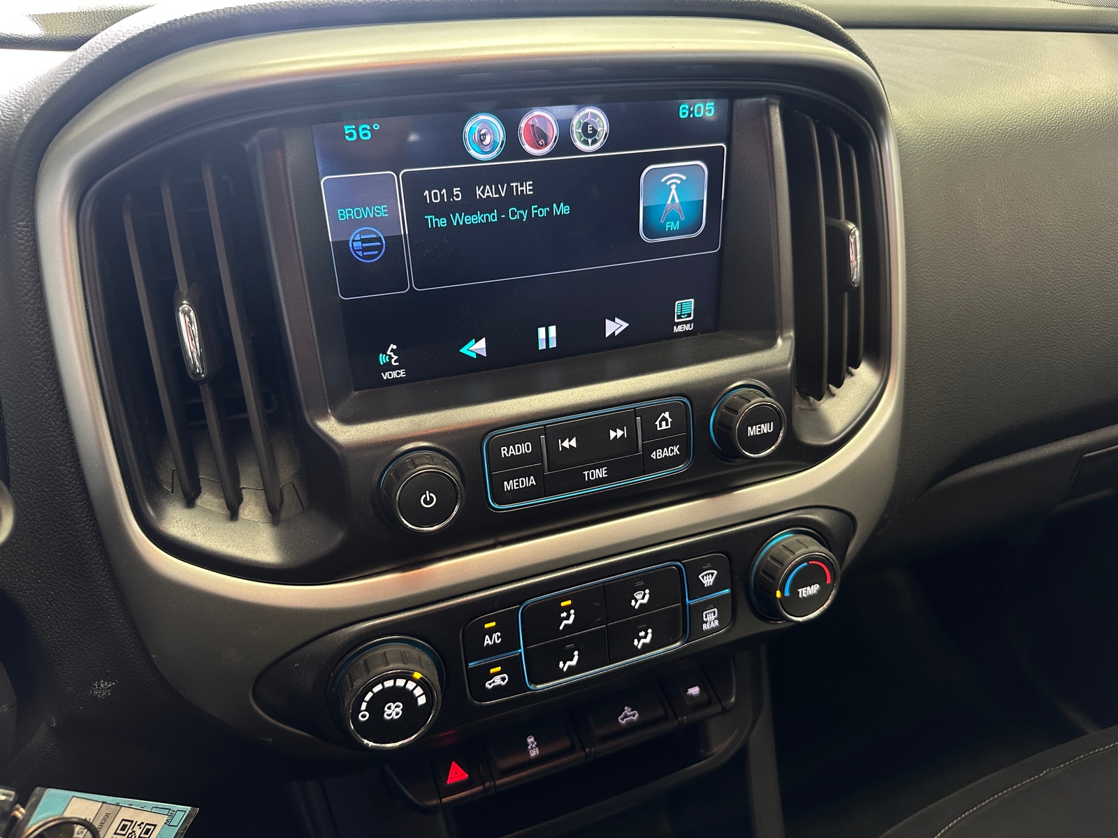 Thumbnail: 2015 Chevrolet Colorado - 4