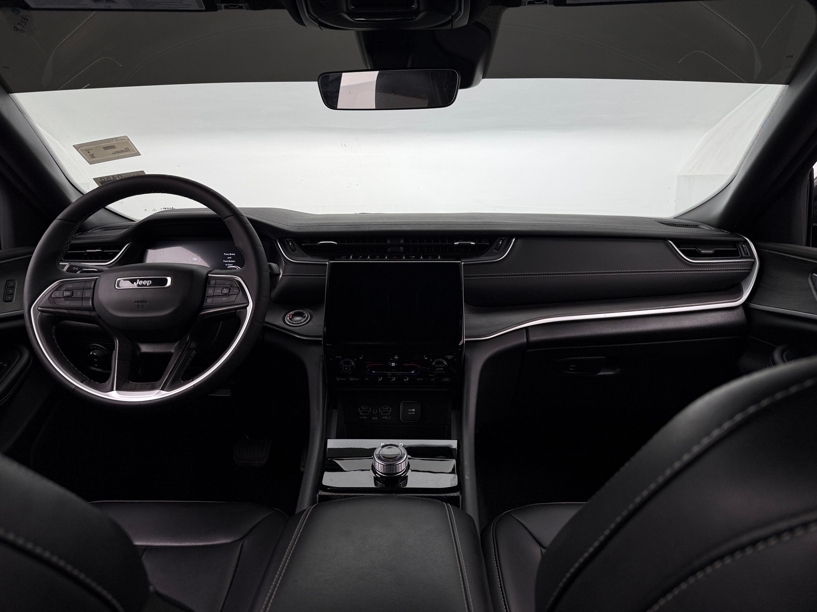 Thumbnail: 2025 Jeep Grand Cherokee L - 2