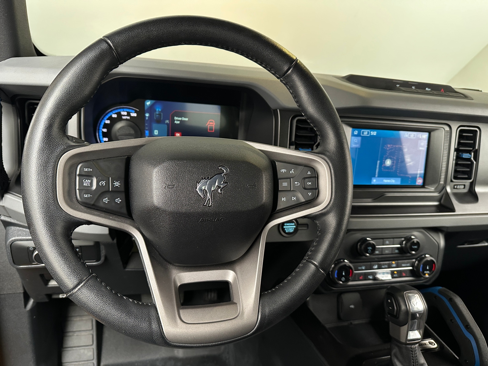 Thumbnail: 2022 Ford Bronco - 5