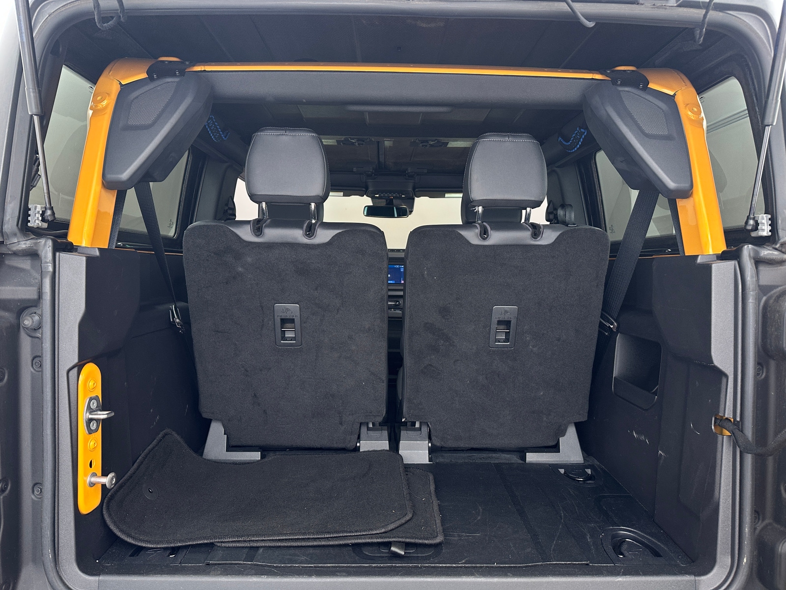 Thumbnail: 2022 Ford Bronco - 7