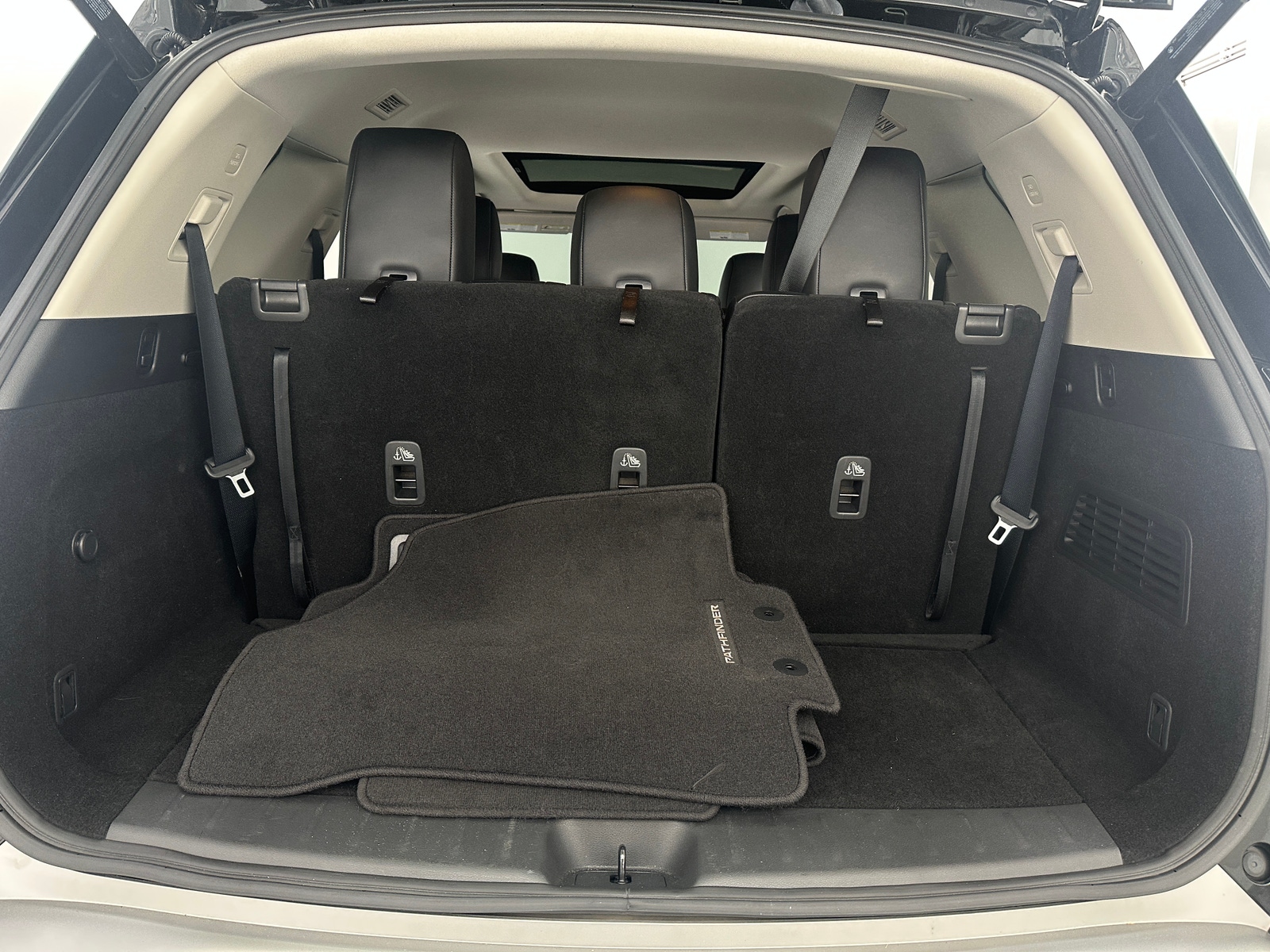 Thumbnail: 2023 Nissan Pathfinder - 6