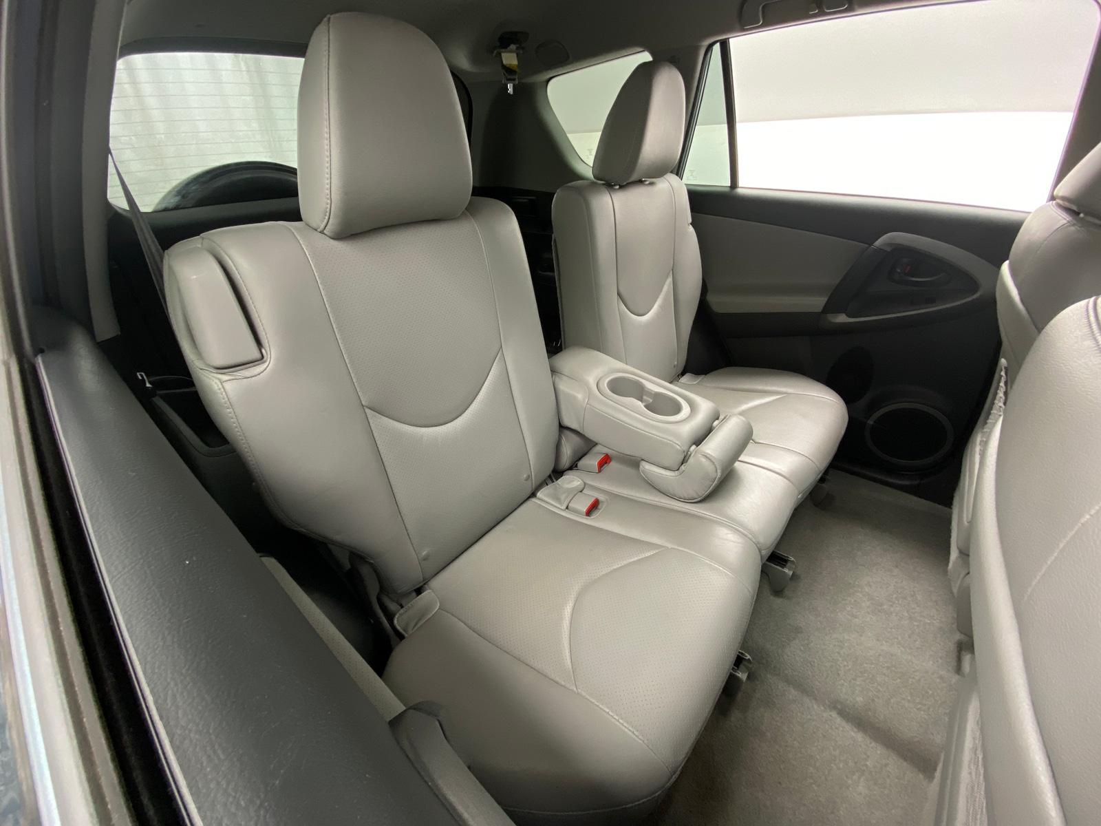 Thumbnail: 2012 Toyota RAV4 - 6