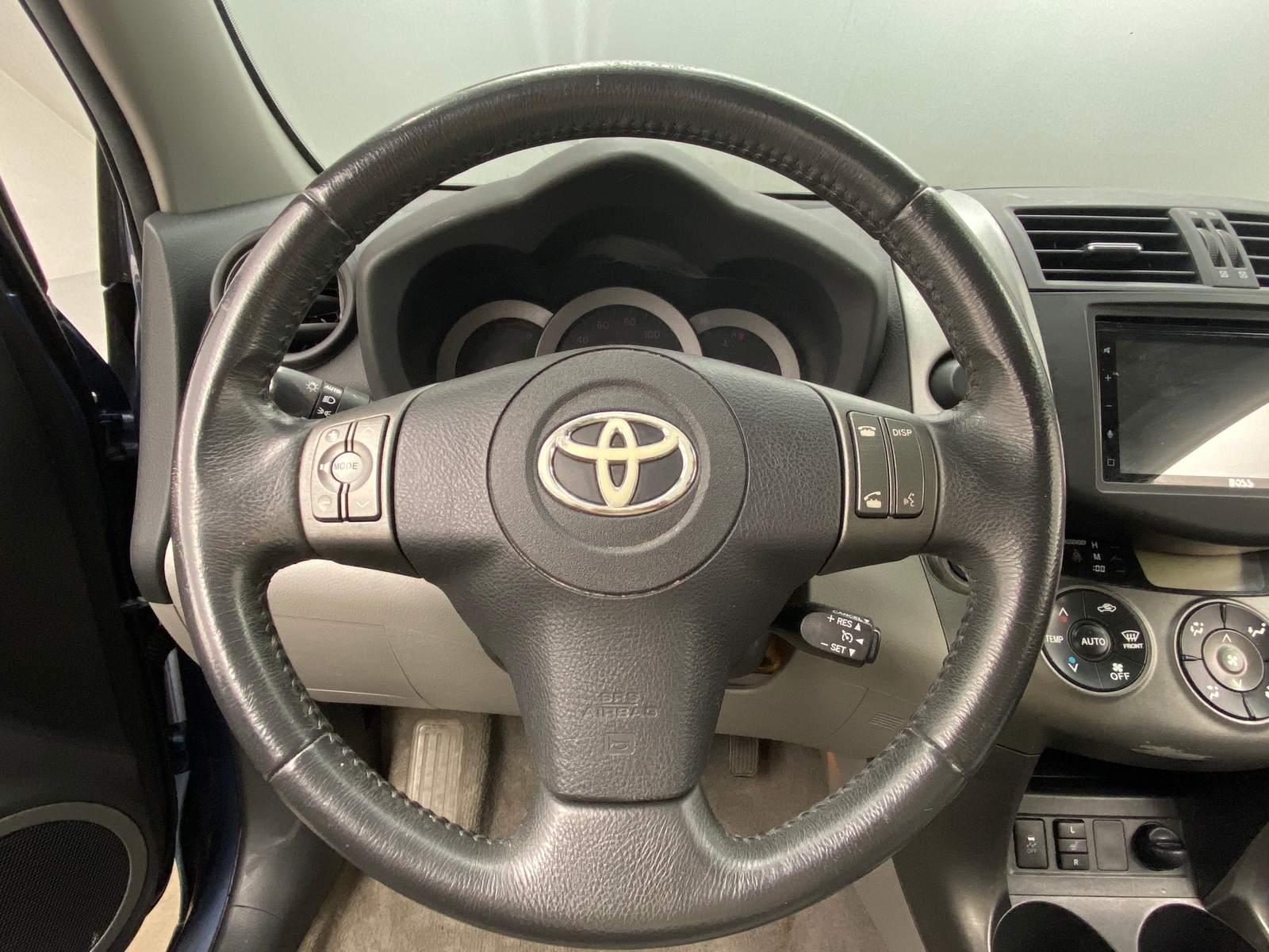 Thumbnail: 2012 Toyota RAV4 - 5