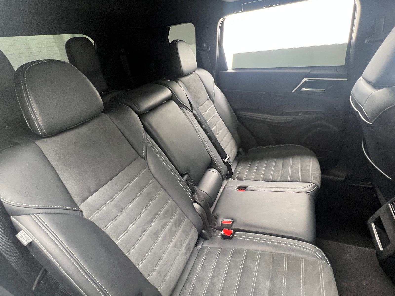 Thumbnail: 2024 Mitsubishi Outlander - 5