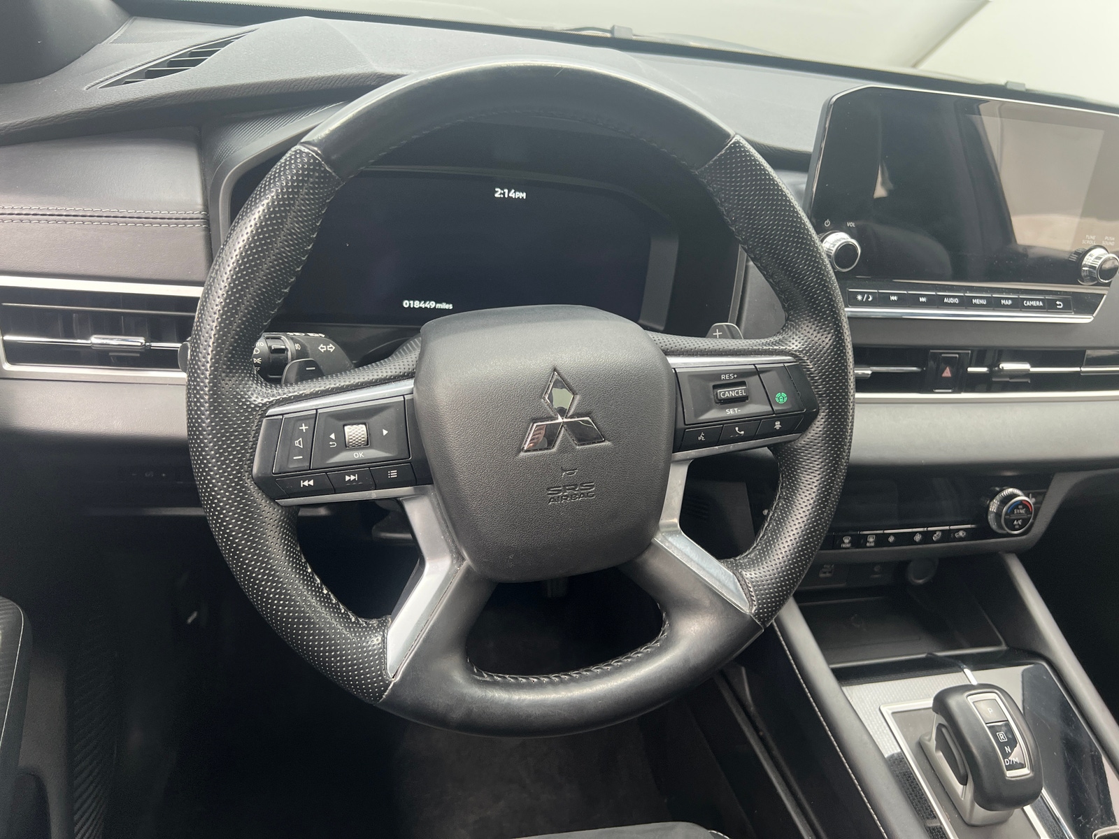 Thumbnail: 2024 Mitsubishi Outlander - 4