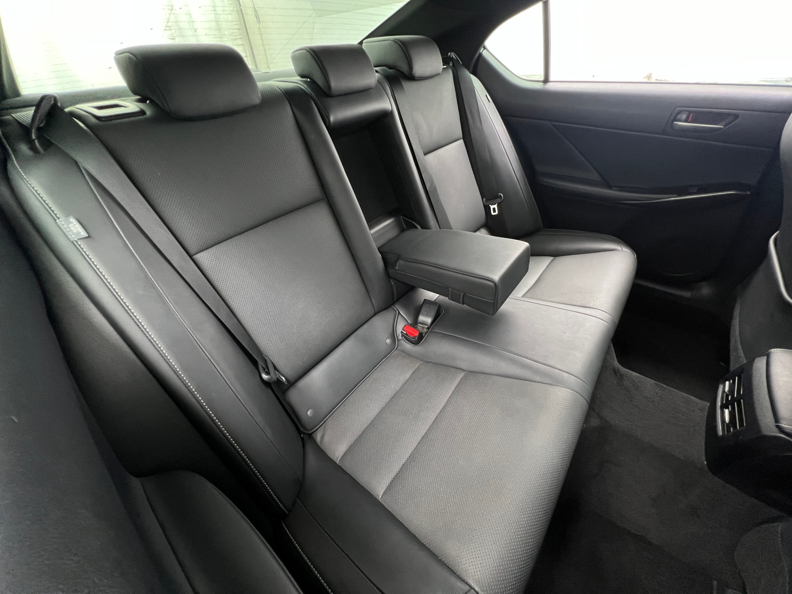 Thumbnail: 2021 Lexus IS - 5