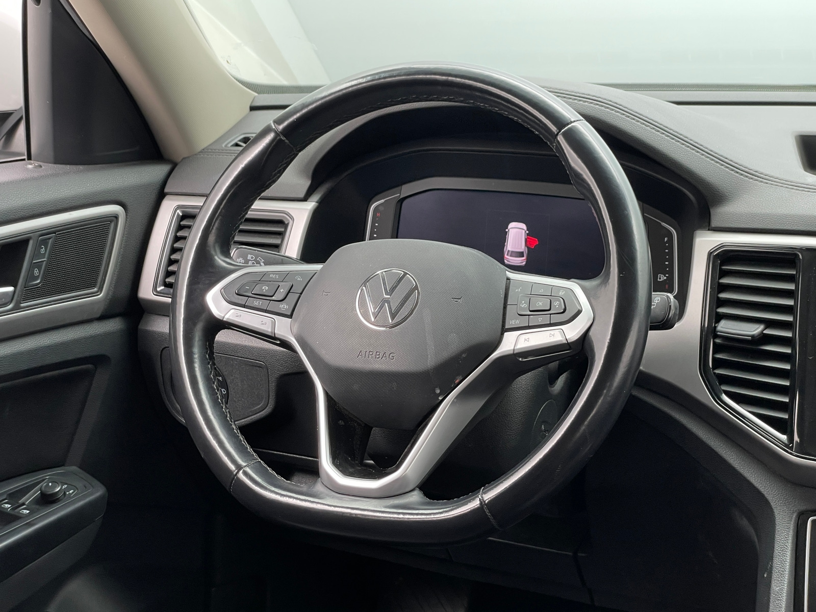 Thumbnail: 2021 Volkswagen Atlas - 5