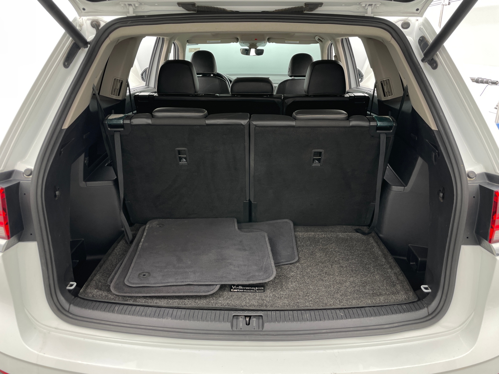 Thumbnail: 2021 Volkswagen Atlas - 7