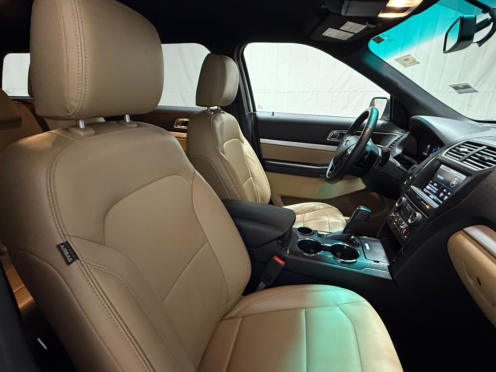 Thumbnail: 2016 Ford Explorer - 2