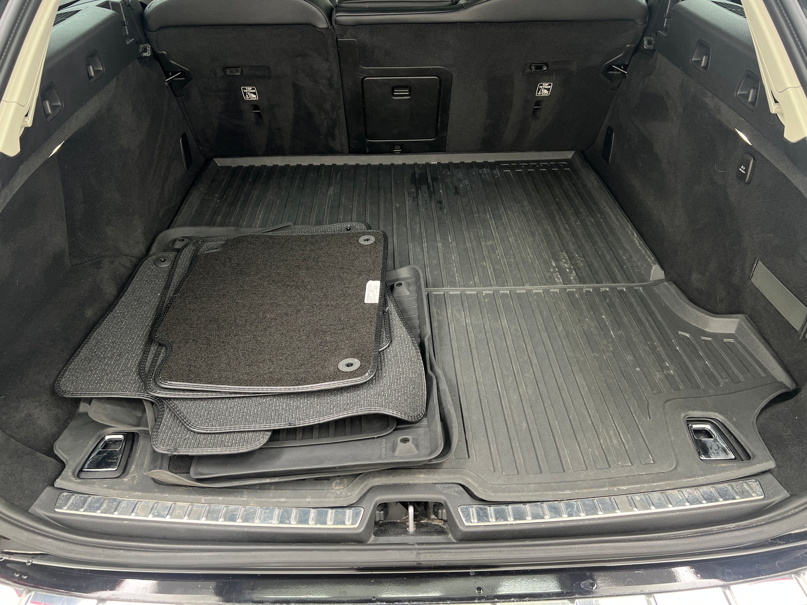 Thumbnail: 2018 Volvo V90 - 6