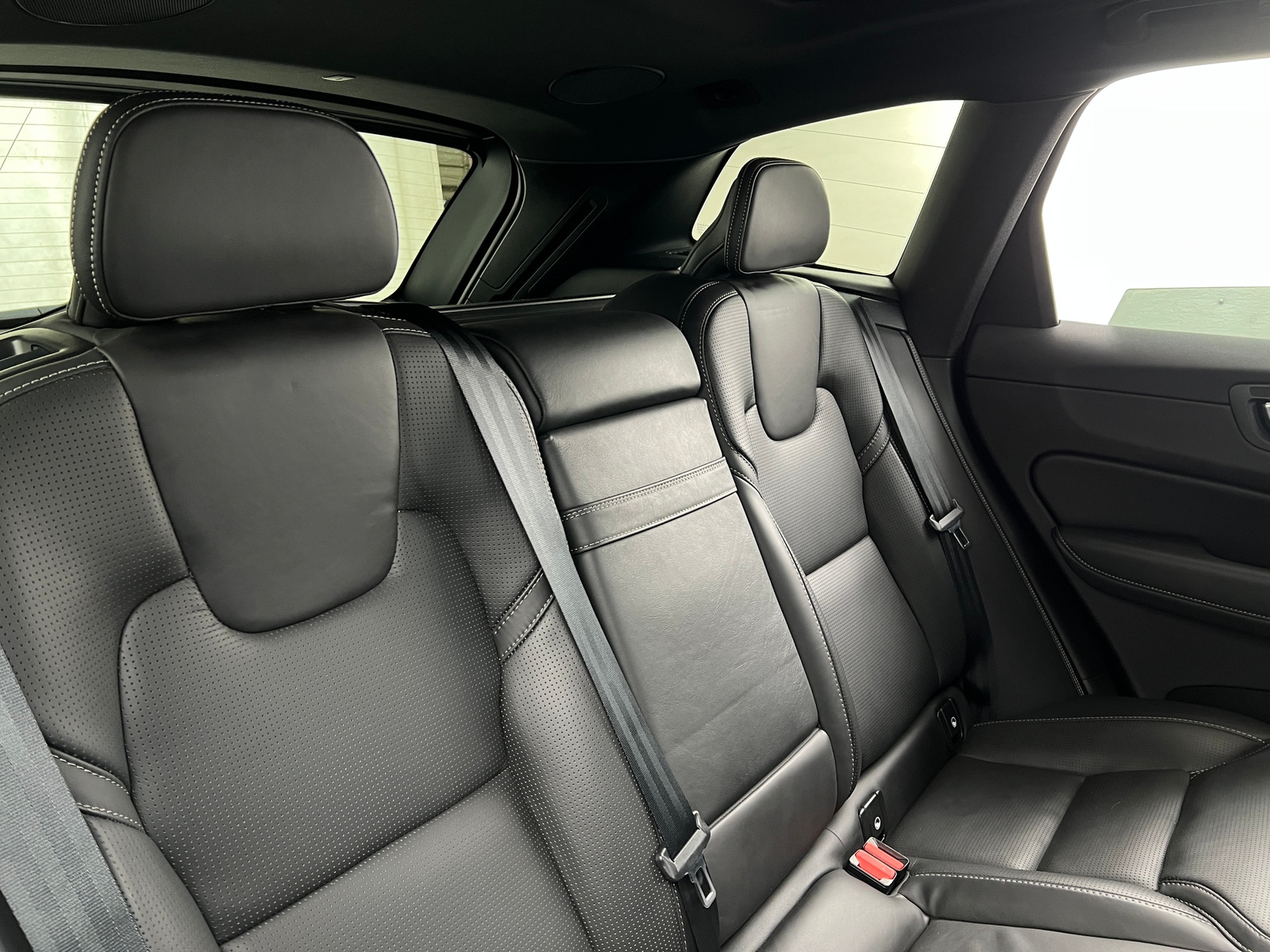 Thumbnail: 2020 Volvo XC60 - 5