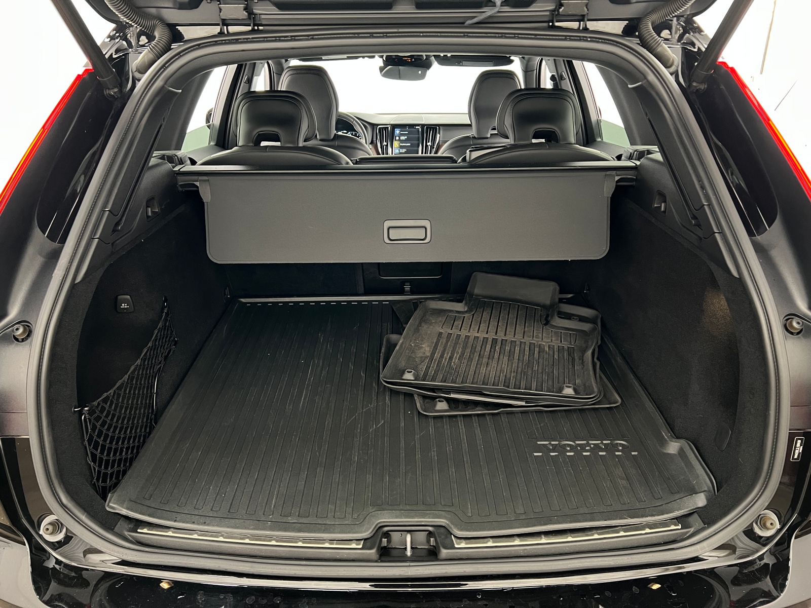 Thumbnail: 2020 Volvo XC60 - 6